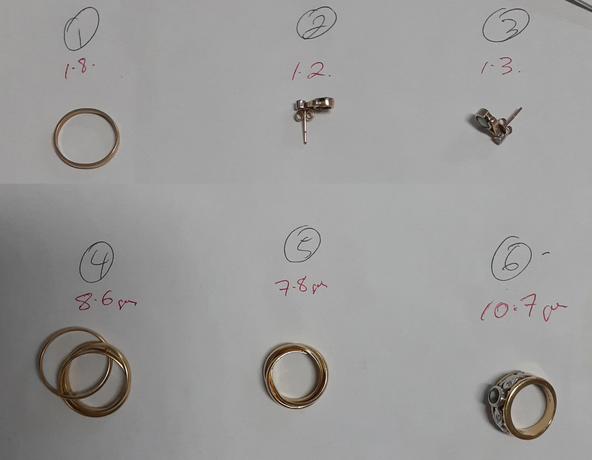 The jewellery to be recycled