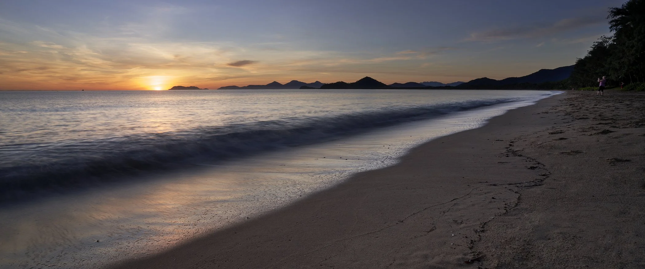 Sunrise New Years Day 2022, Palm Cove