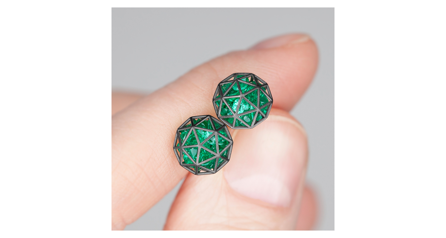 Roulette decagon earrings