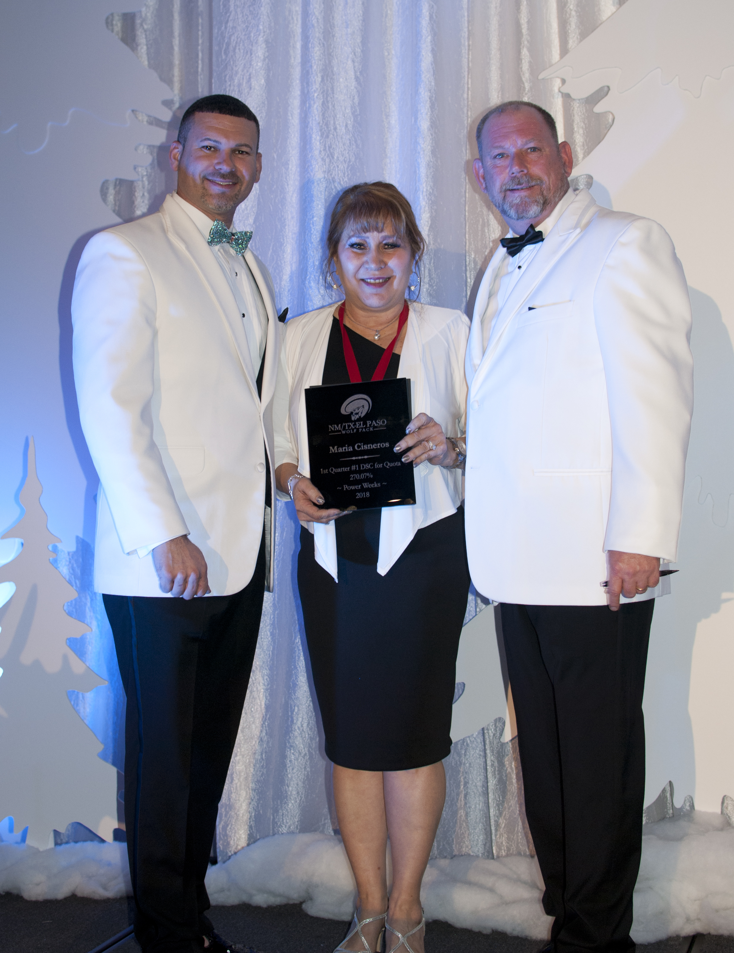AFLAC_WINNERS+GUESTS_24.jpg