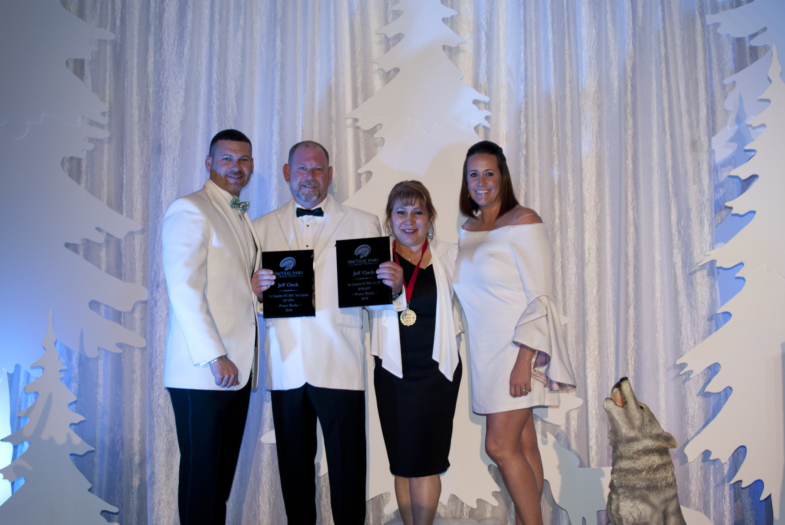 AFLAC_WINNERS+GUESTS_1.jpg