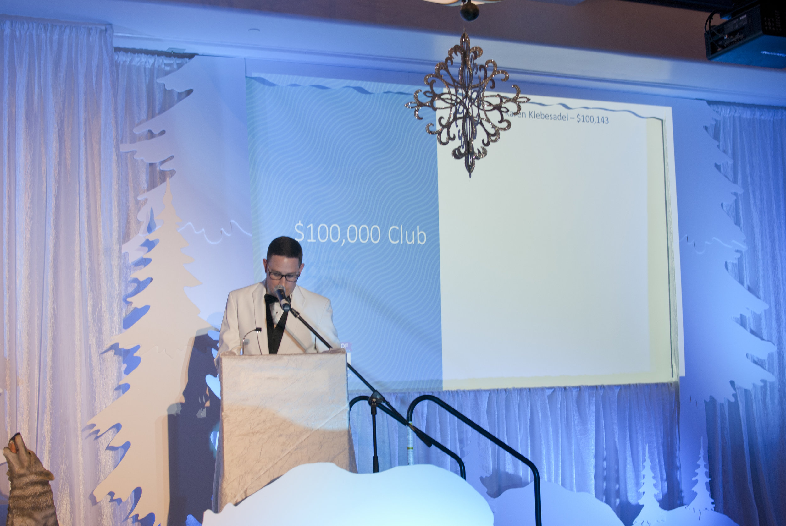 AFLAC_WINNERS+GUESTS_64.jpg