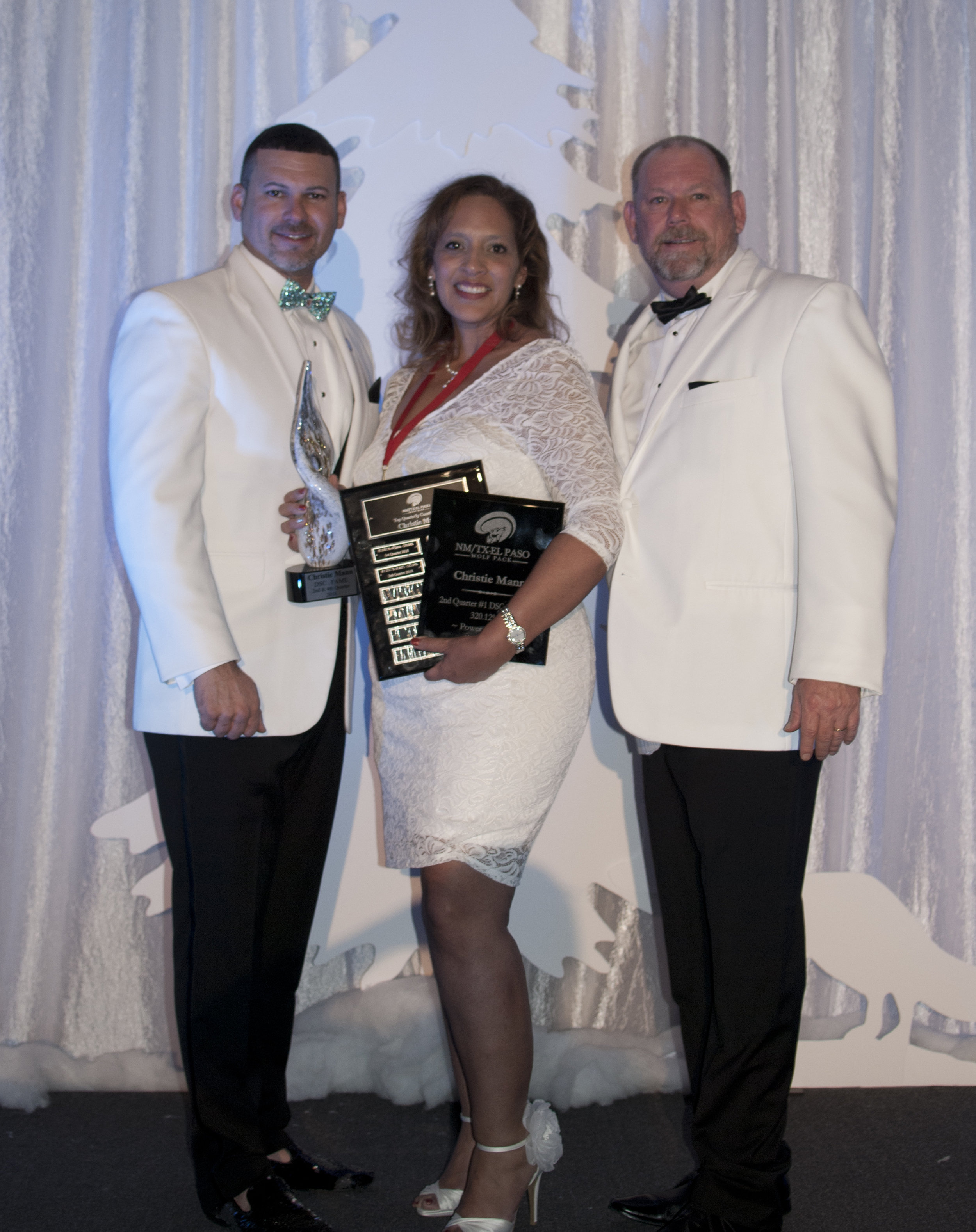 AFLAC_WINNERS+GUESTS_100.jpg