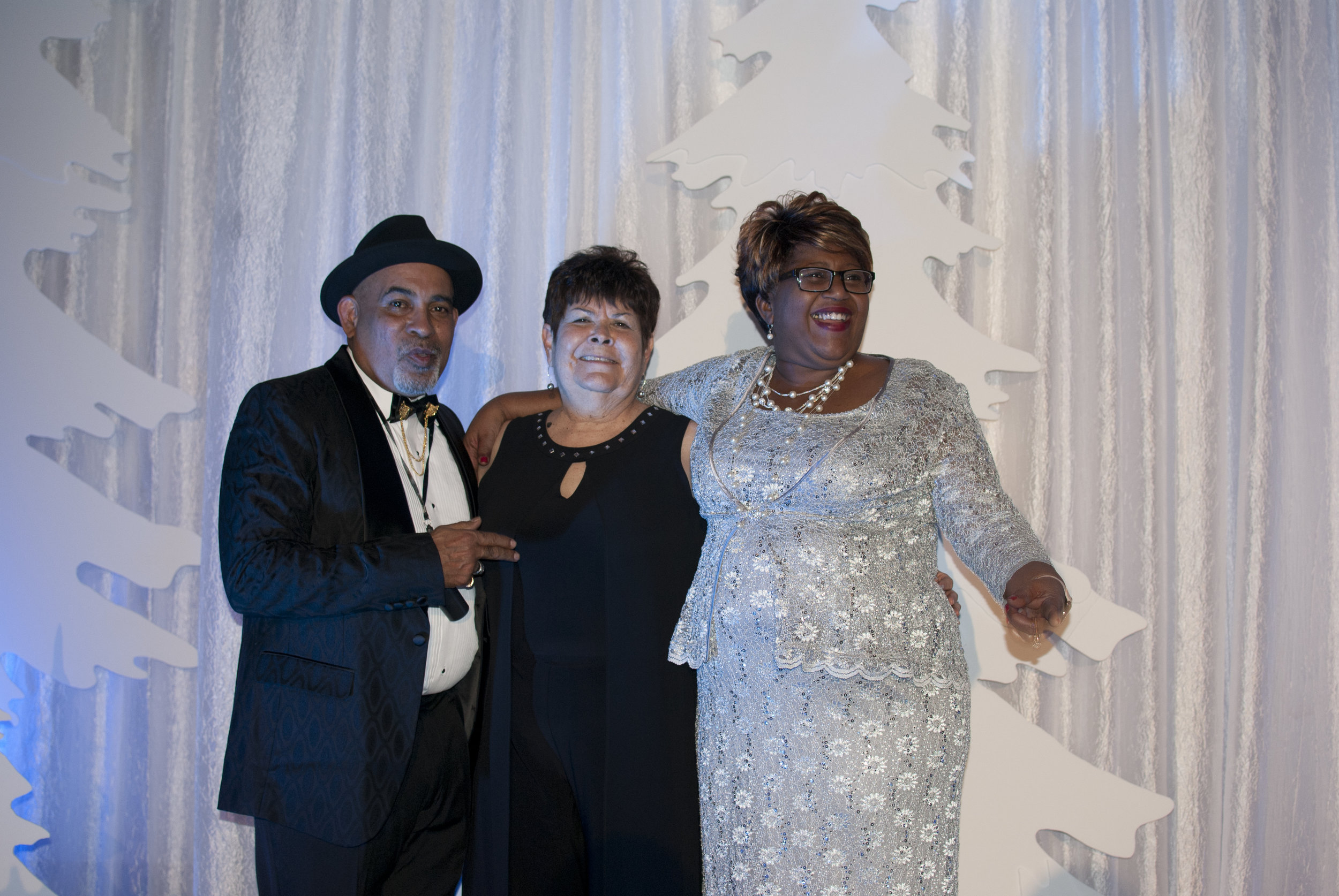 AFLAC_WINNERS+GUESTS_104.jpg