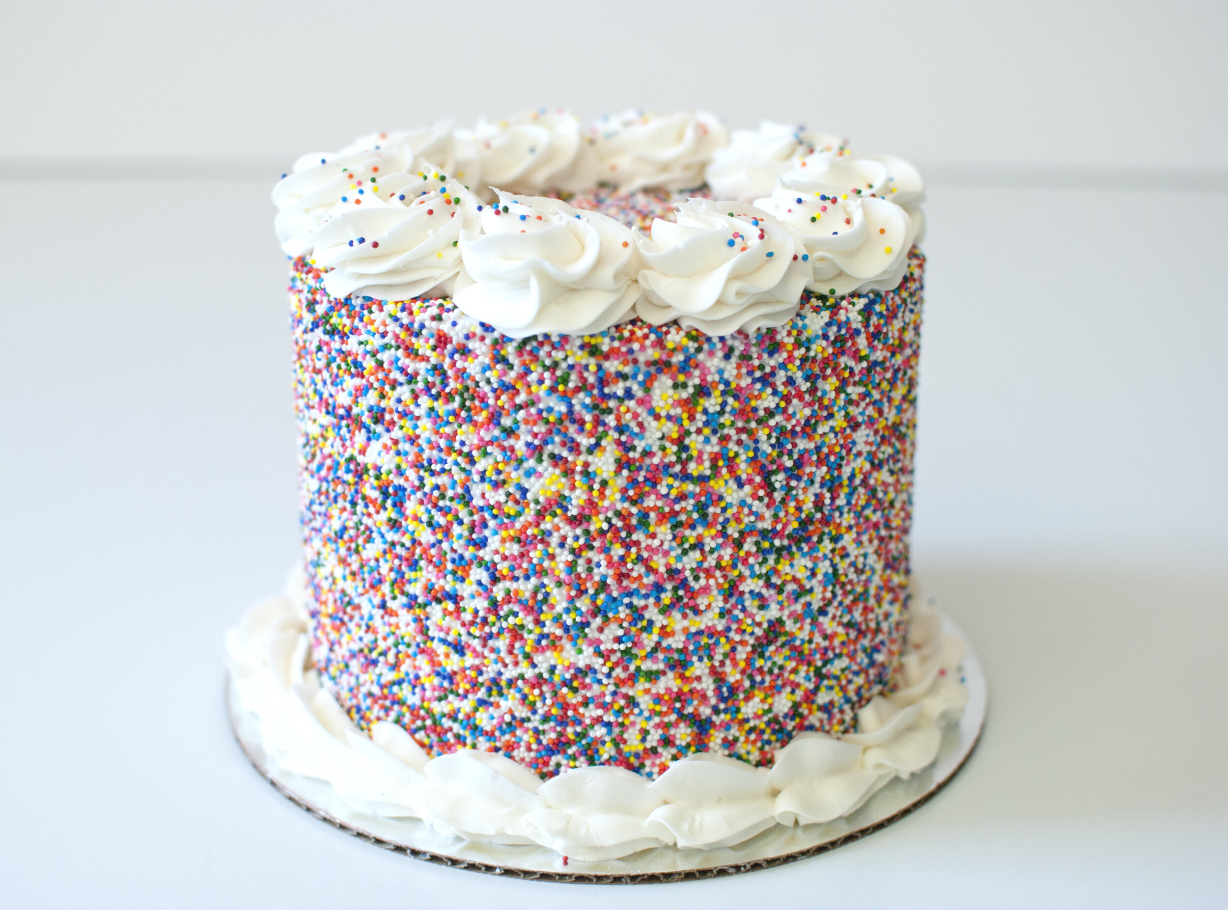 SINGLE_SPRINKLE_CAKE.jpg