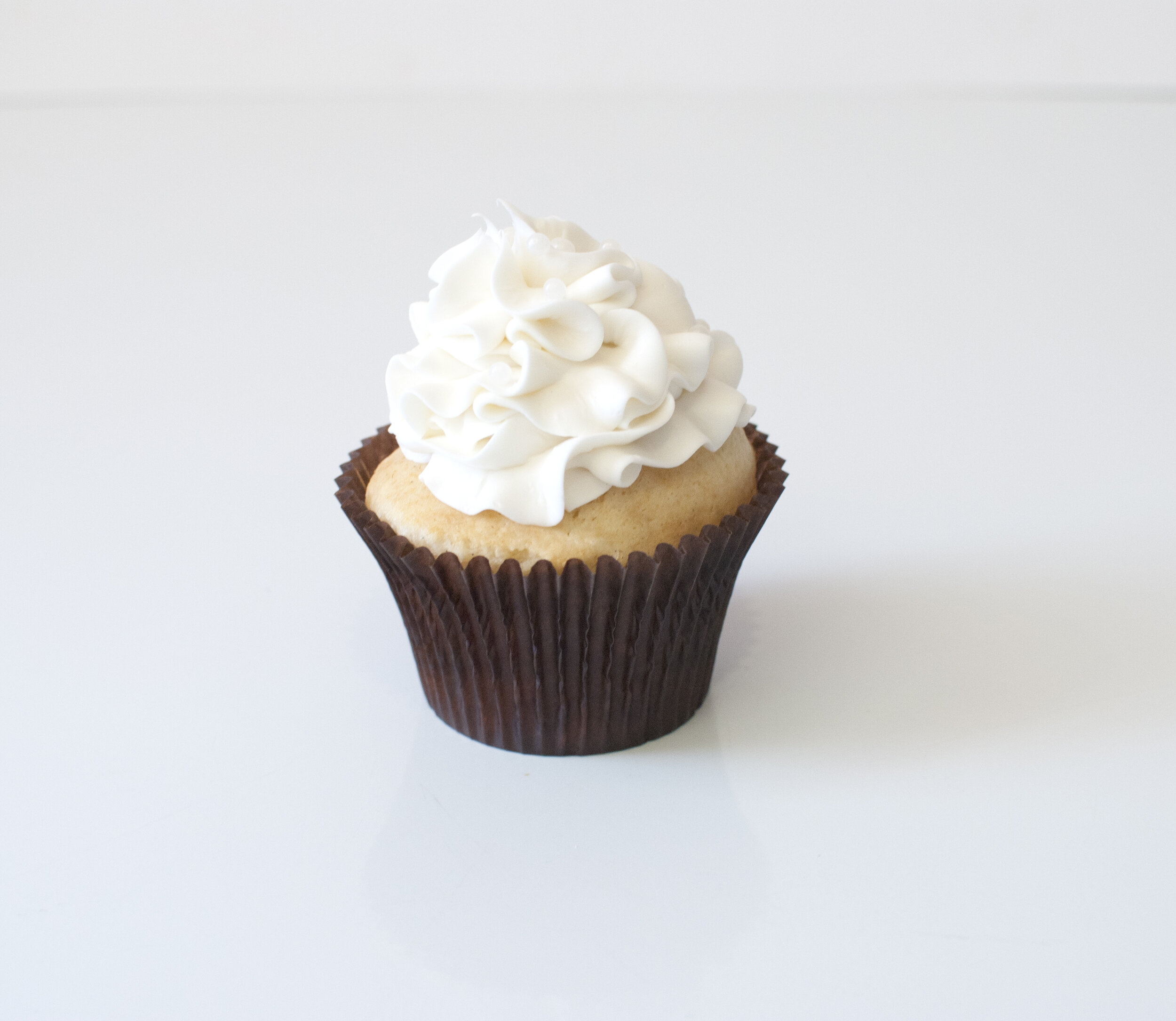 WEDDING CAKE CUPCAKE 3.jpg