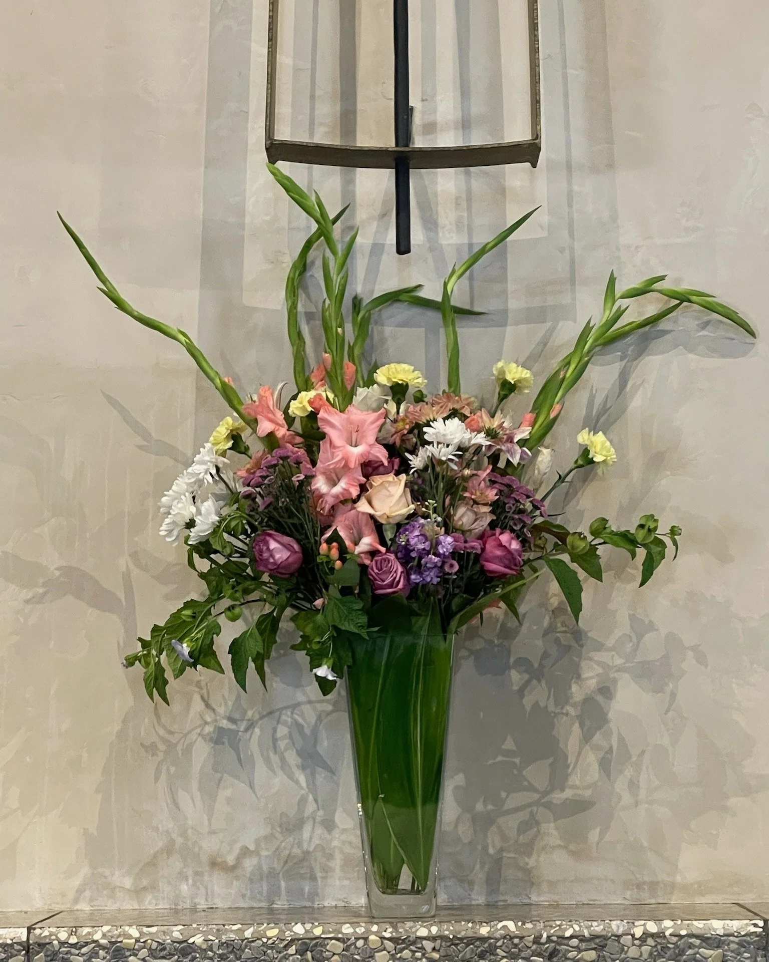 The altar flowers this week are dedicated by Gretchen Cardinale in honor of Sal and Gretchen&rsquo;s 50th wedding anniversary ❤
@gretchencard