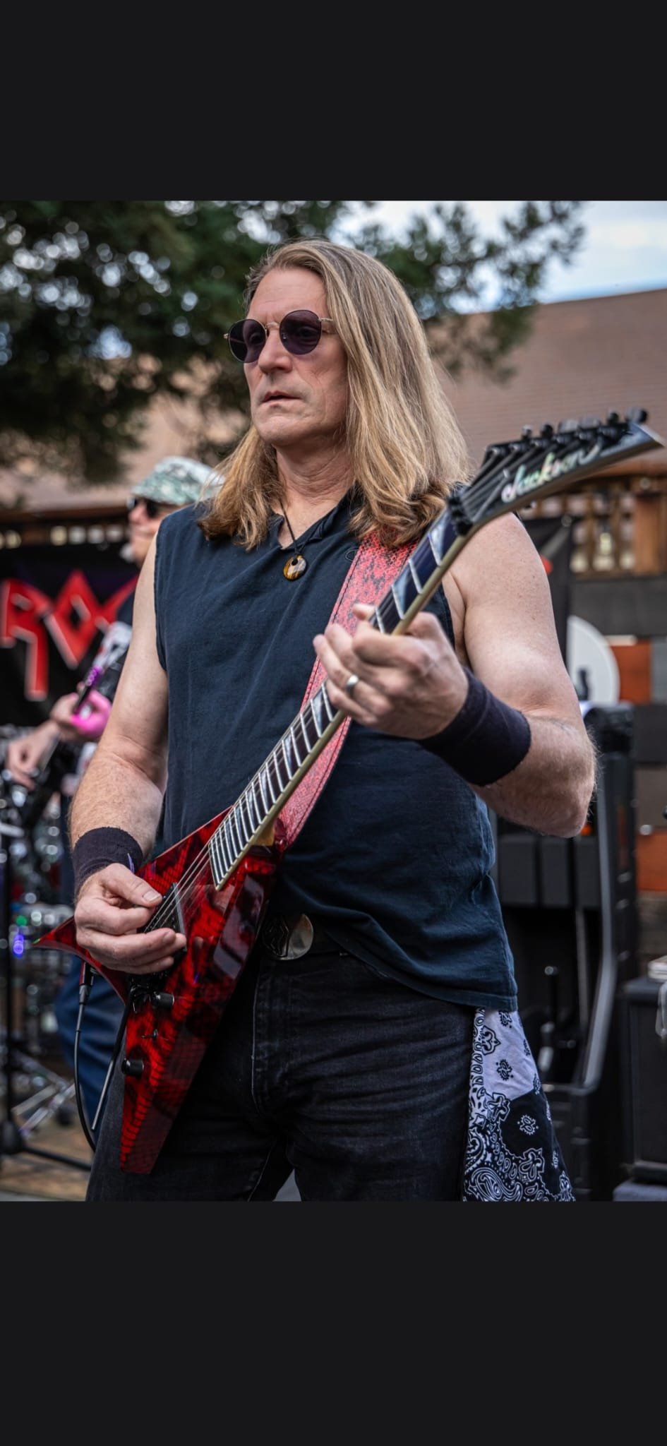 Christian - Guitar