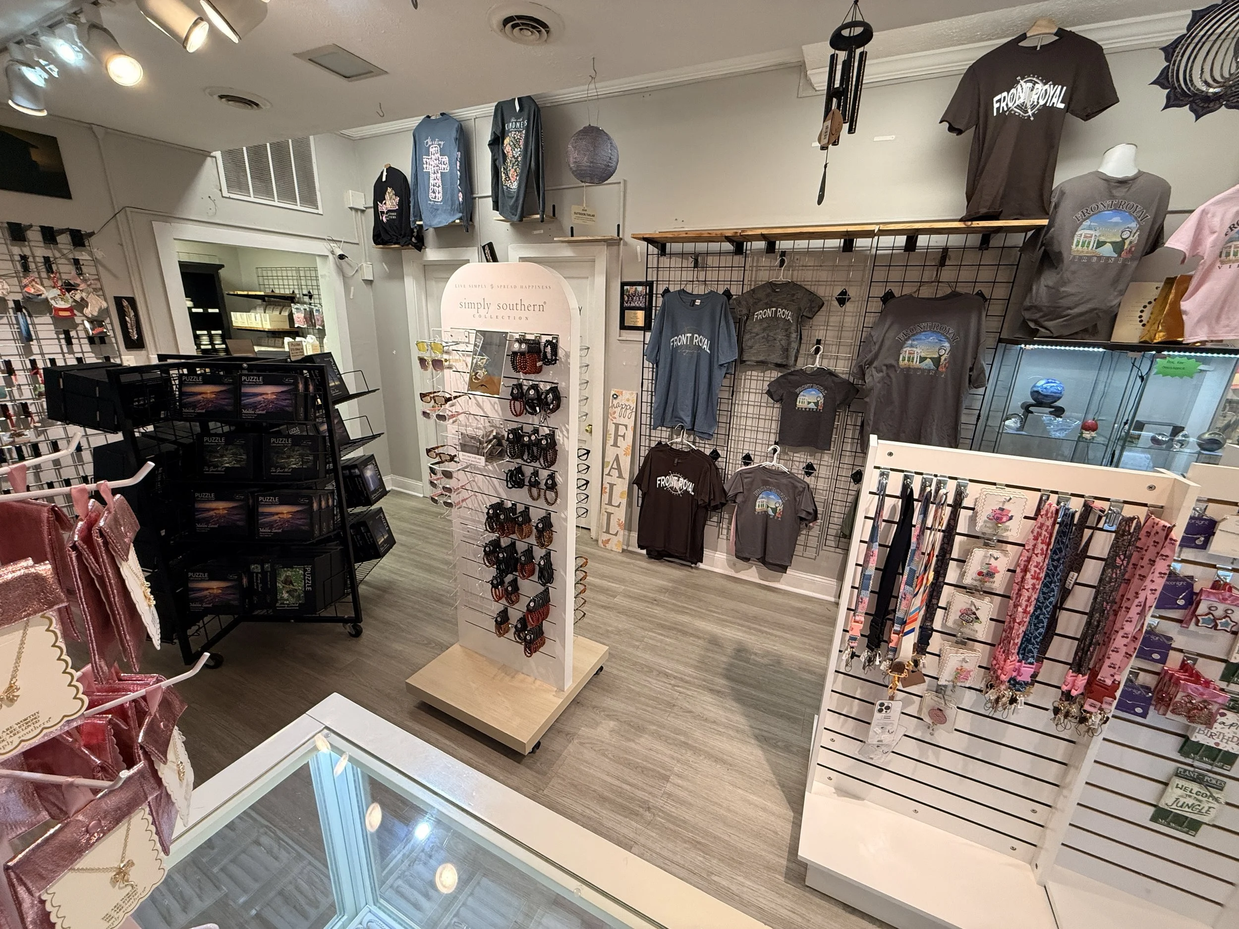 Gift shop in Front Royal Virginia featuring clothing, accessories, and local merchandise
