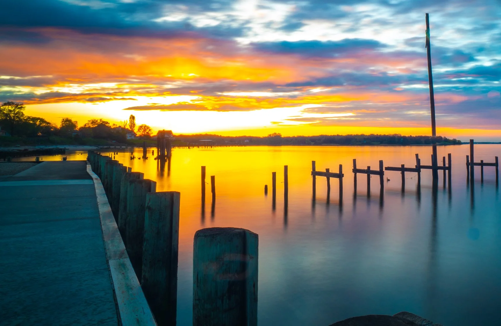 Rule of Thirds in Photography Explained (Real Examples + How to Use It)