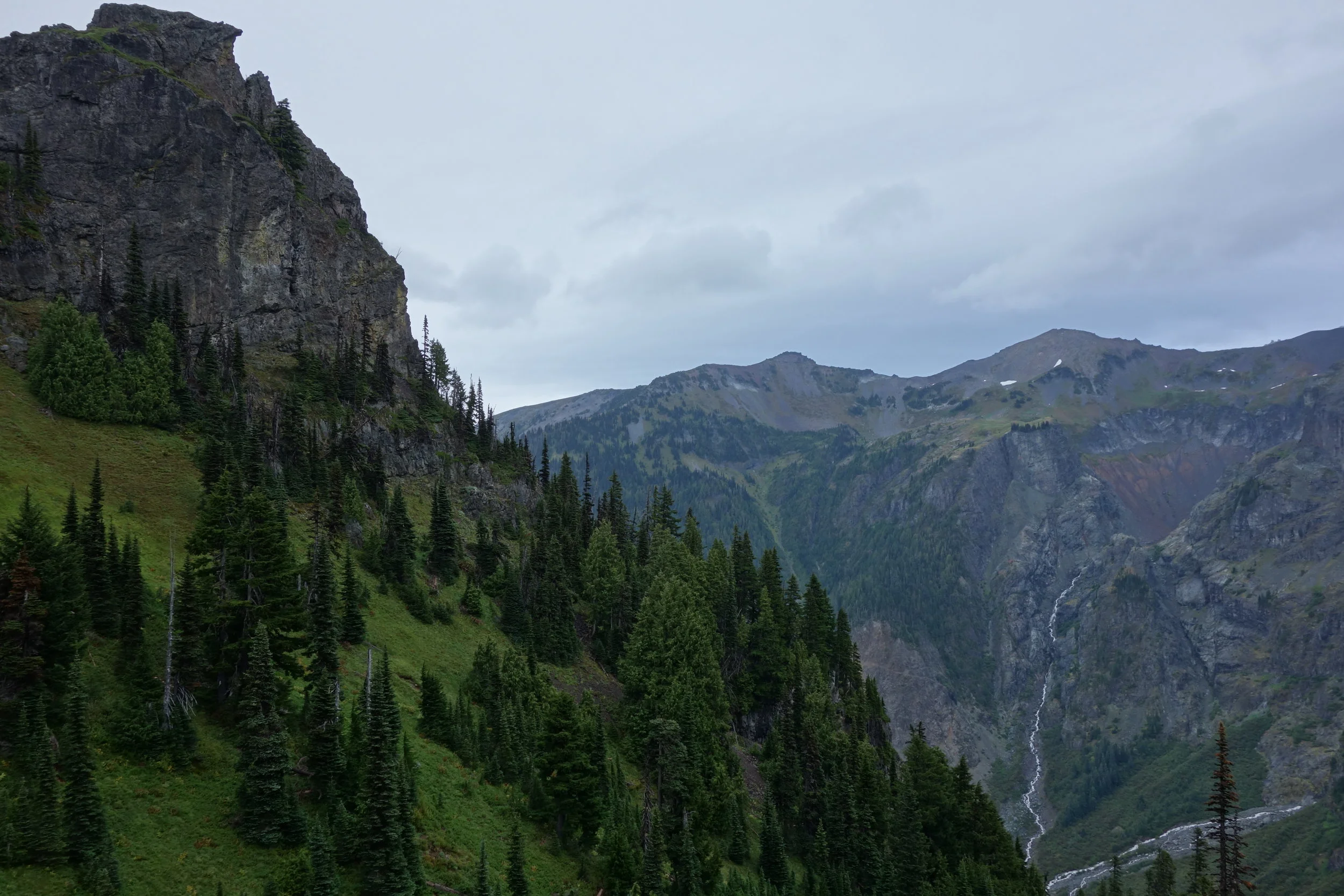  on top of Emerald Ridge before descending into the South Puyallup River valley 