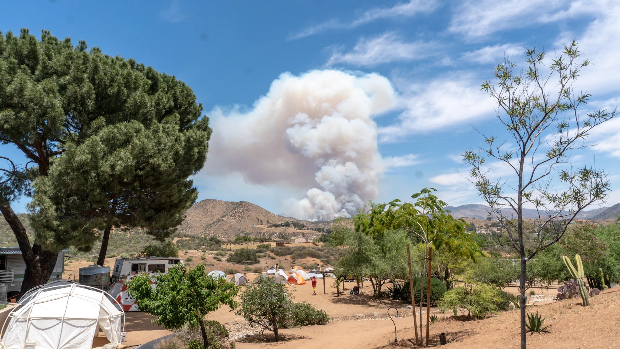 CA Section E: Trail on Fire, Casa de Luna, the LA Aqueduct, and more Wind Farms (15 photos, 4 videos)