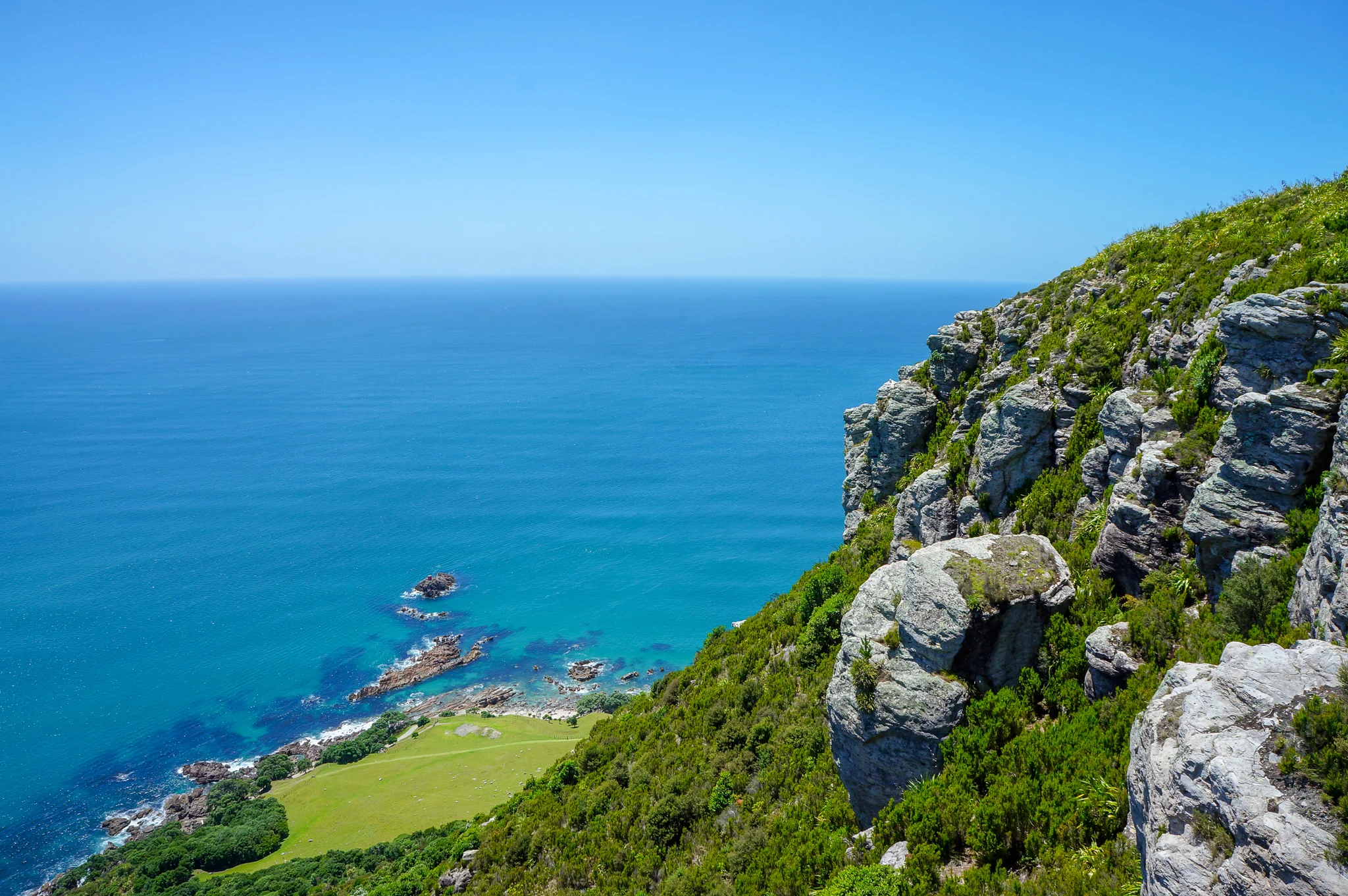 Part 4C: Mount Maunganui - Amazing Adventure Mountain and some Concerts (17 photos, 3 videos)