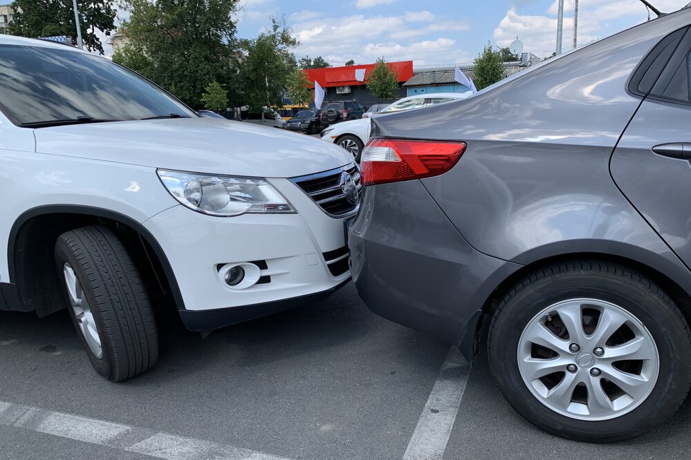 Parking lot 50/50 myth: Who is actually at fault?