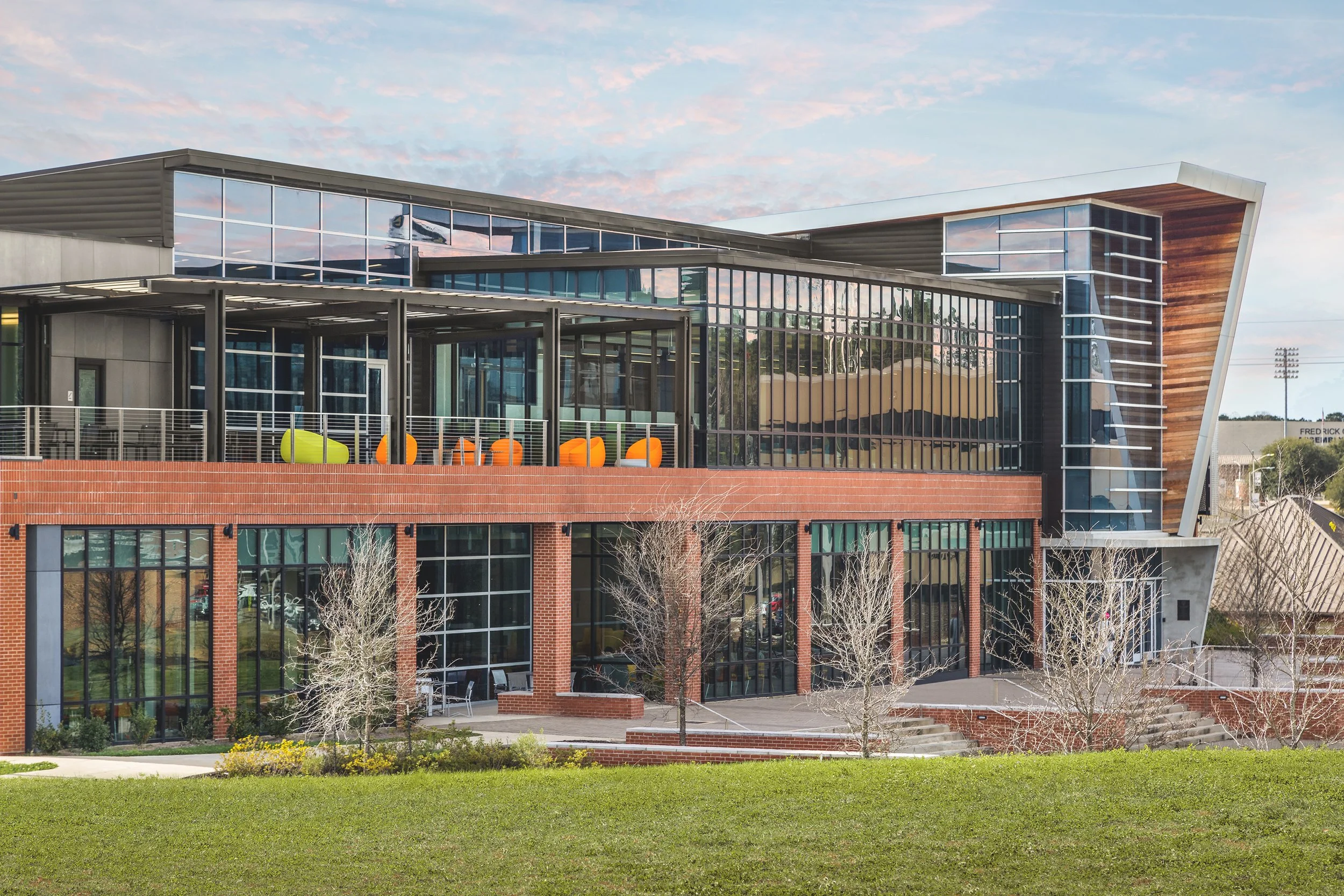 Grambling U Library_Exterior_Front Sunrise 5_by 161 Photography.jpg