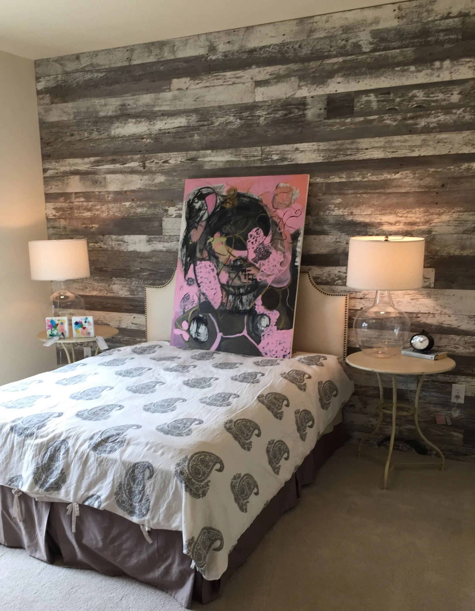 peachblackonbed.jpg