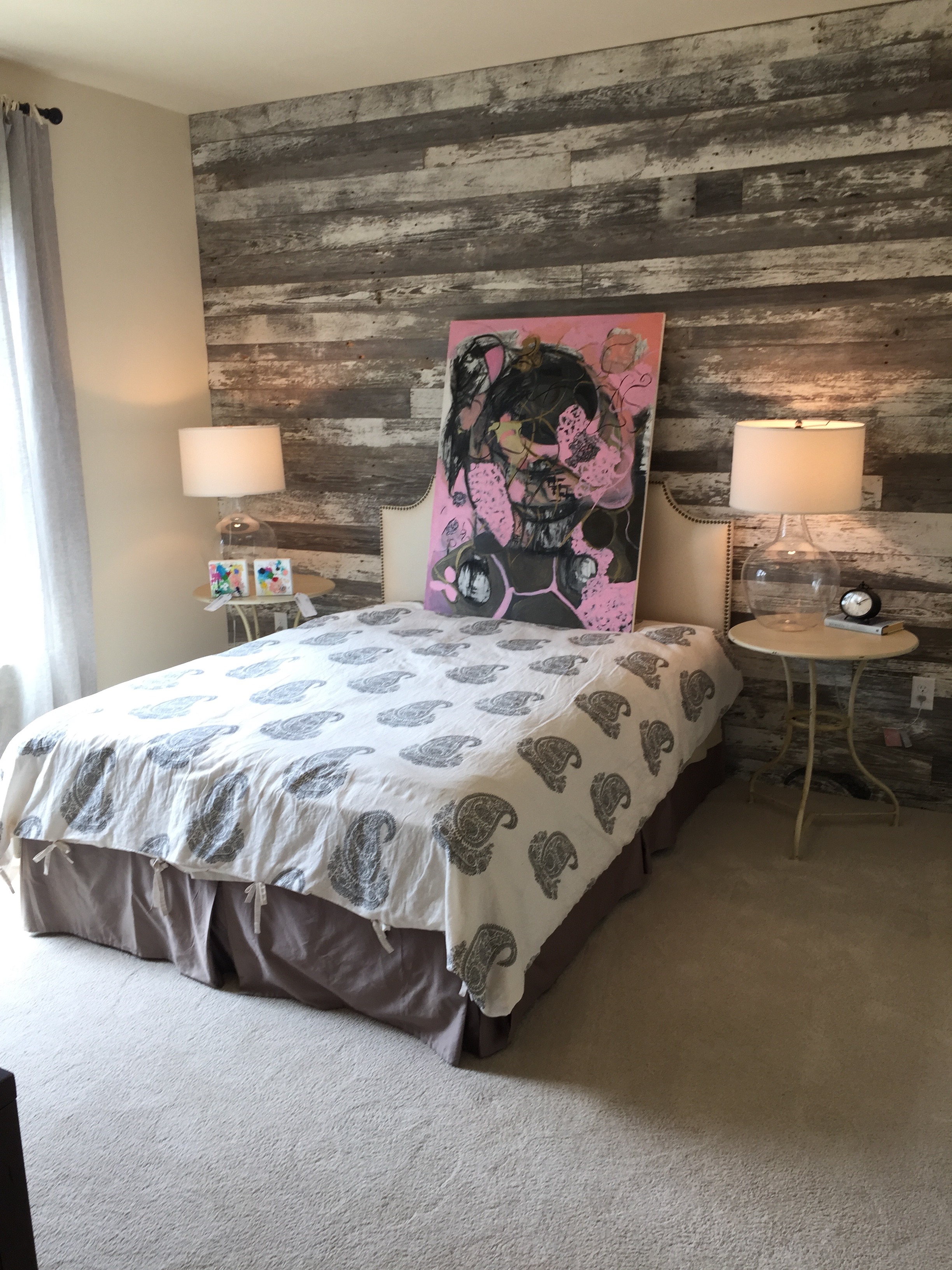 peachblackonbed.jpg
