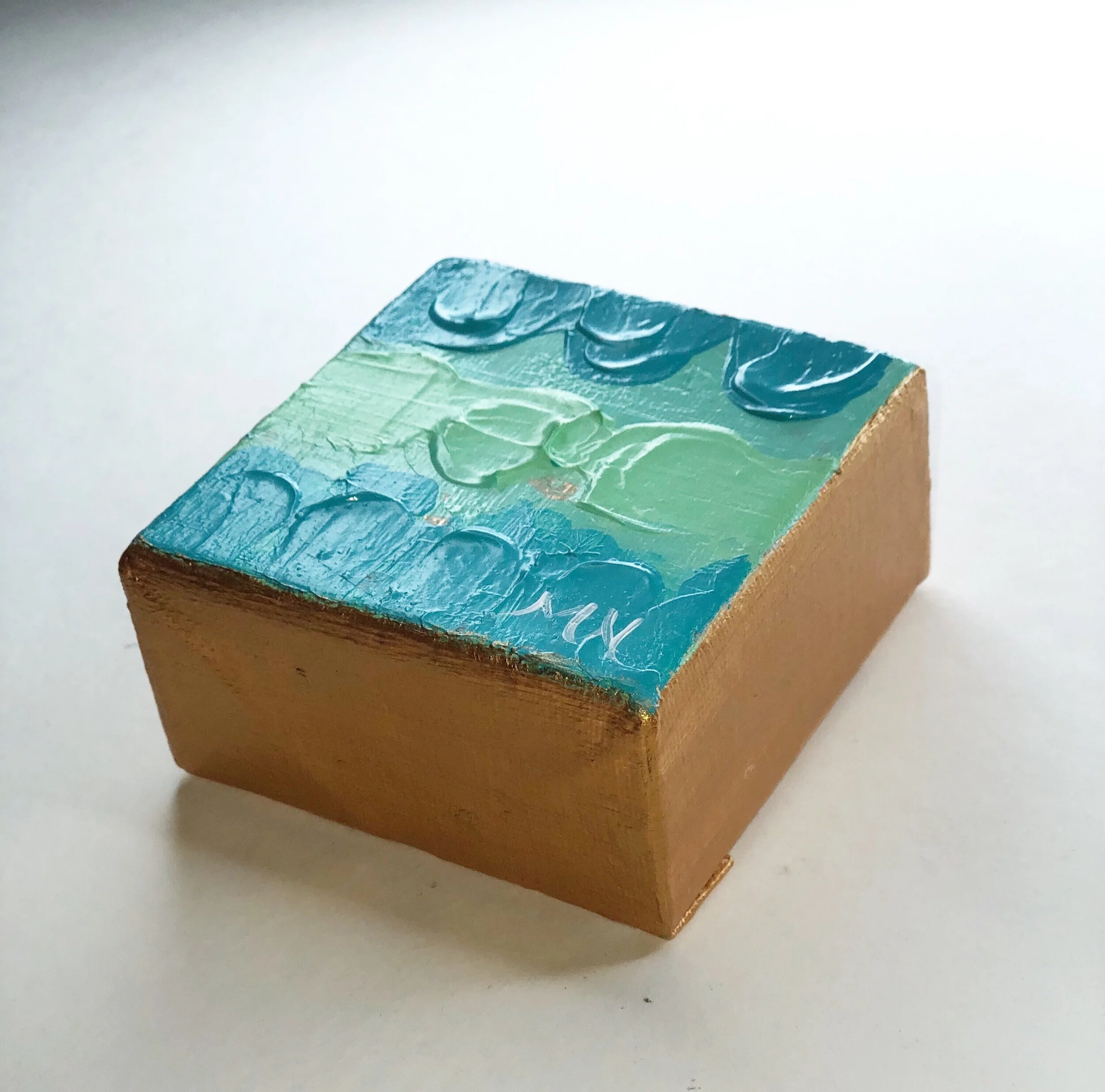 923589A9-9B6A-48CF-8936-384EC8B43D4B