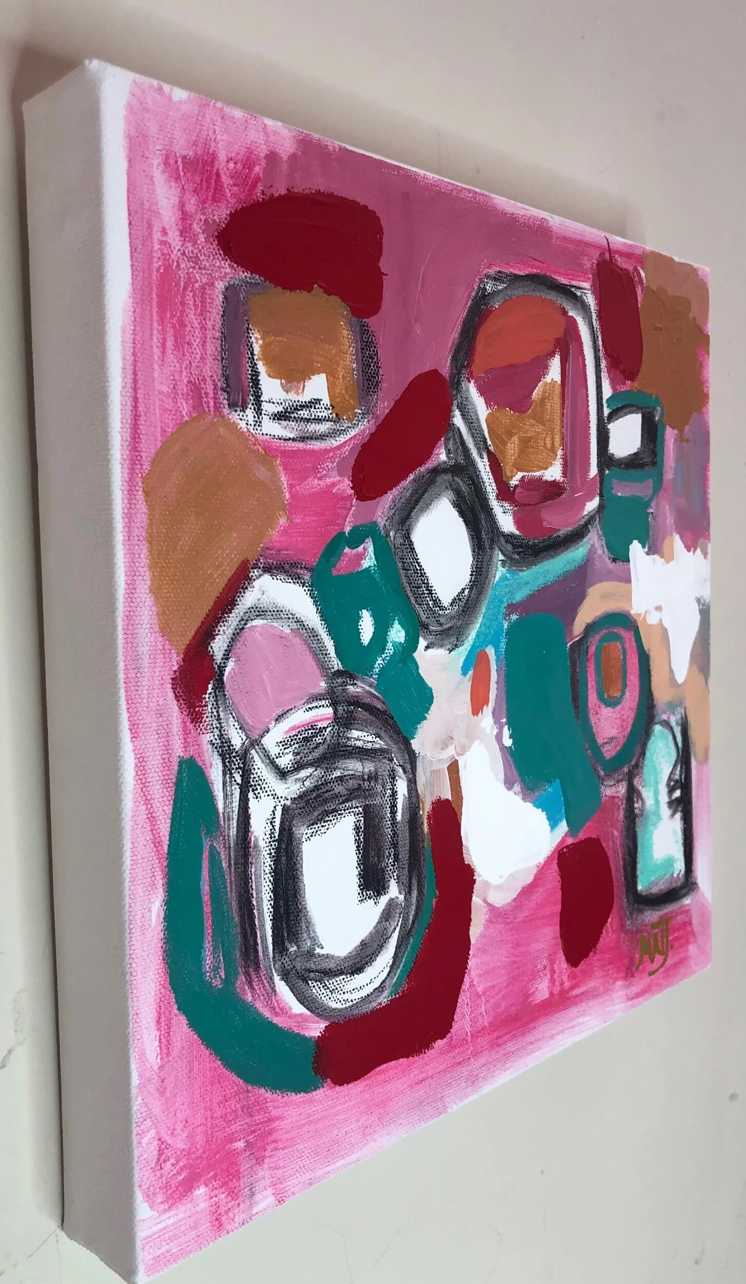 72911E86-66C8-4B05-8D45-F57FEB3217A6