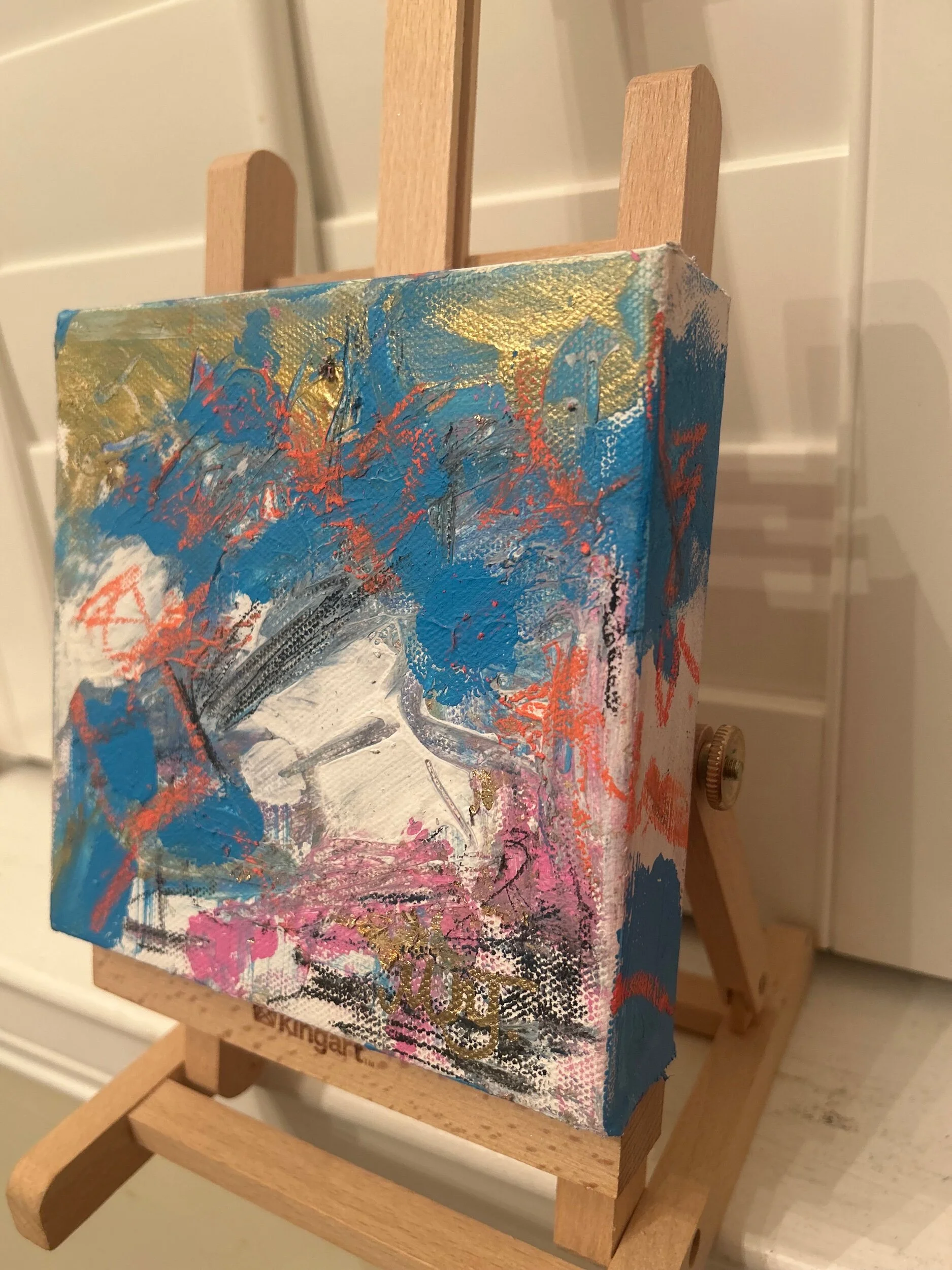 0B6EC281-53D3-47B6-A765-7D038186A274