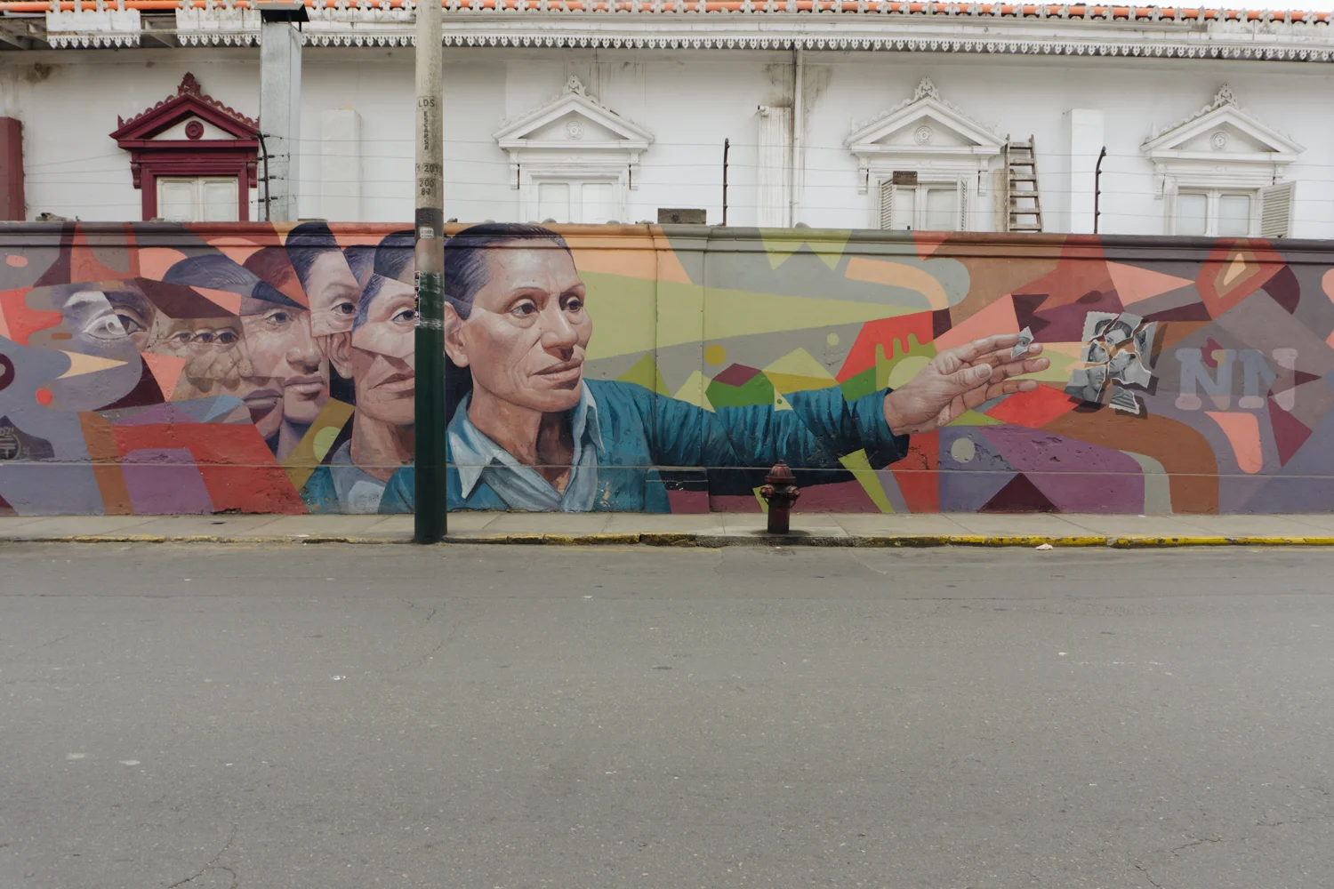 hctp0009-lima-streetart-5-2.jpg