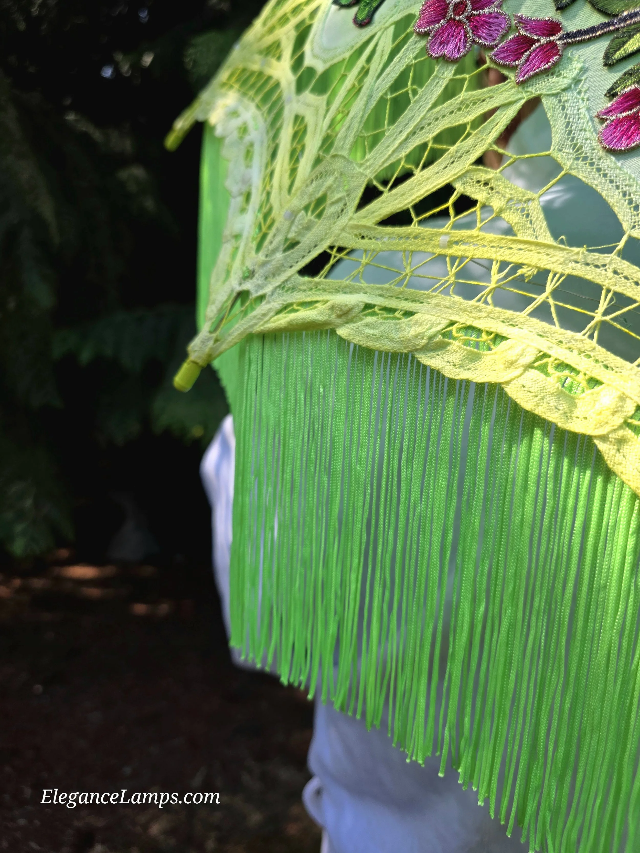 parasol with fringe