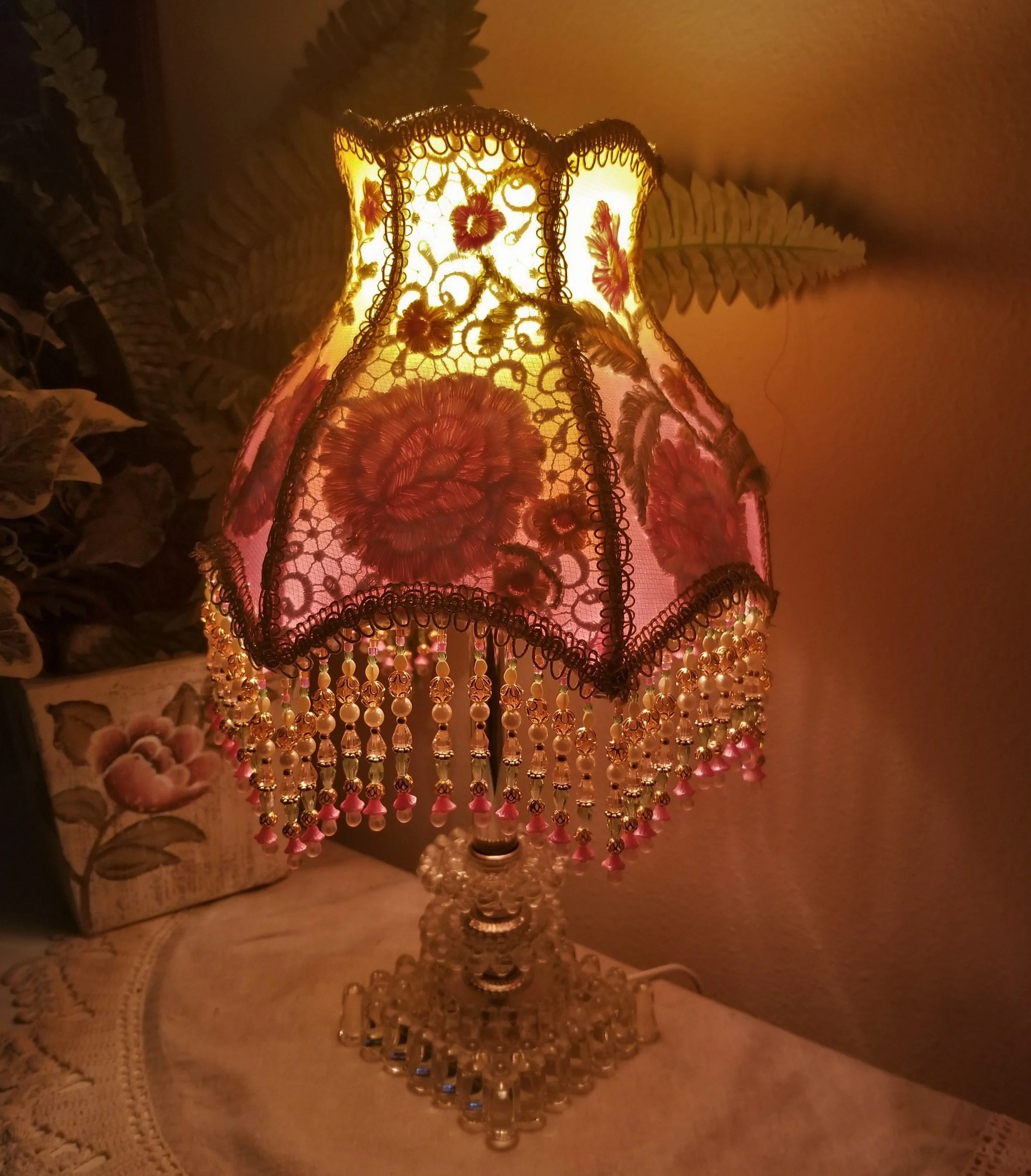 www.elegancelamps.com