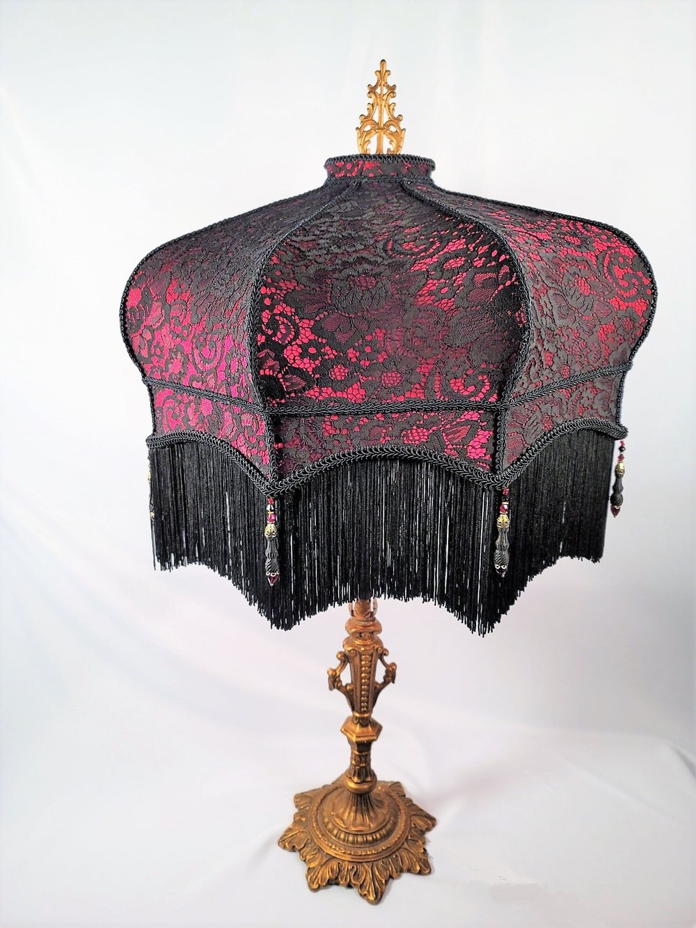 Elegance Lamps Antique & Handcrafted Victorian Lampshades