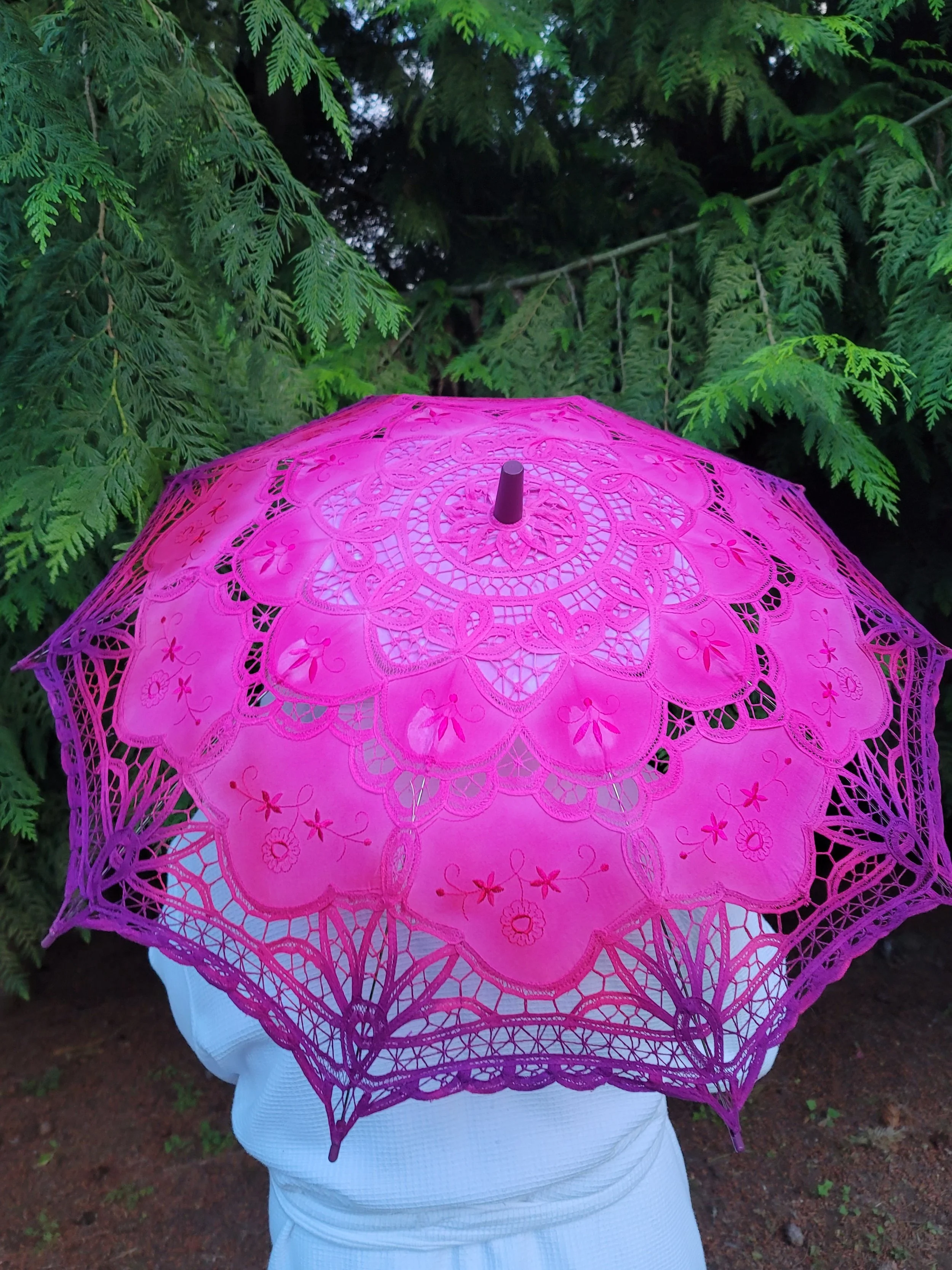 Elegance Lamps - Antique Lamps & Handcrafted Victorian Lampshades