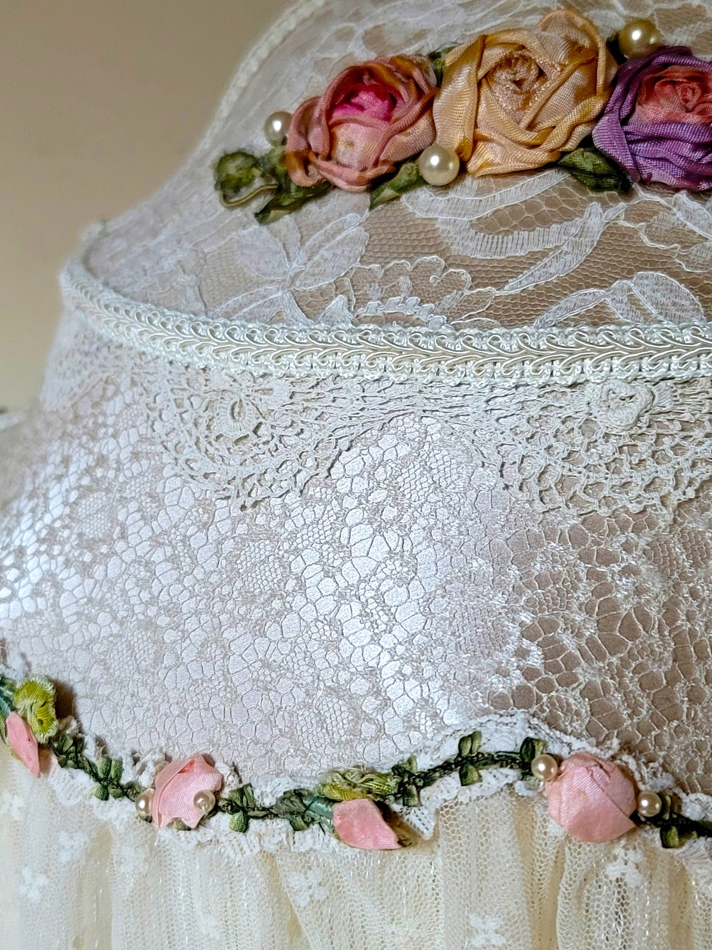 Antique Lace Victorian Lampshade