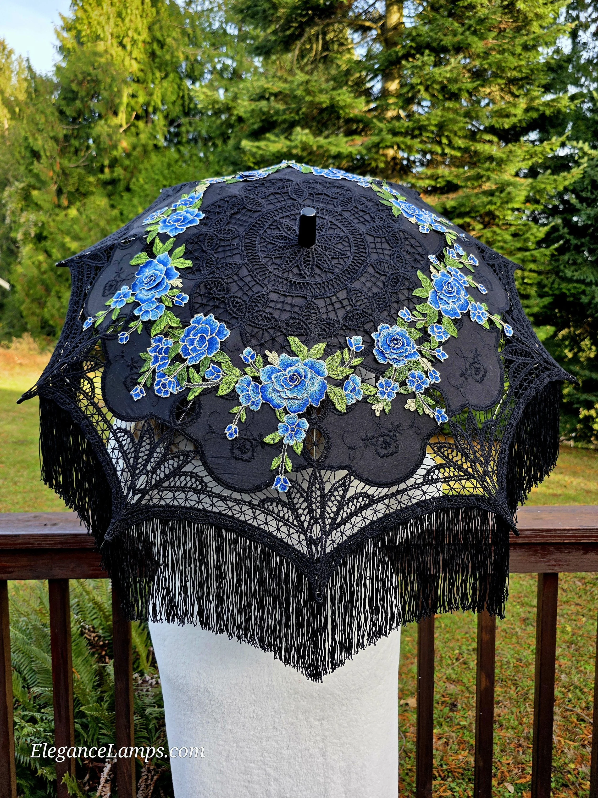 Obsidian LED Parasol