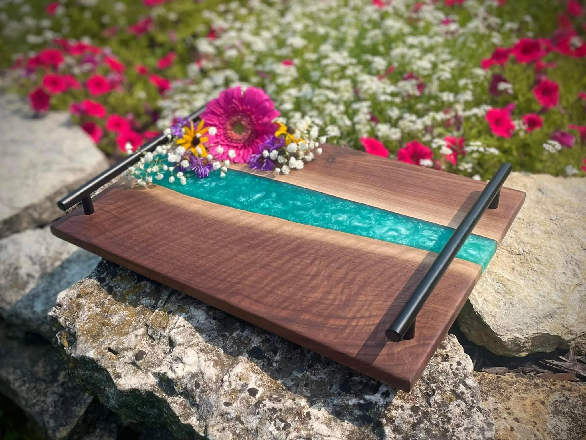 Make Some Memories; Create a family treasure: A partnership with Pour Your Own Epoxy