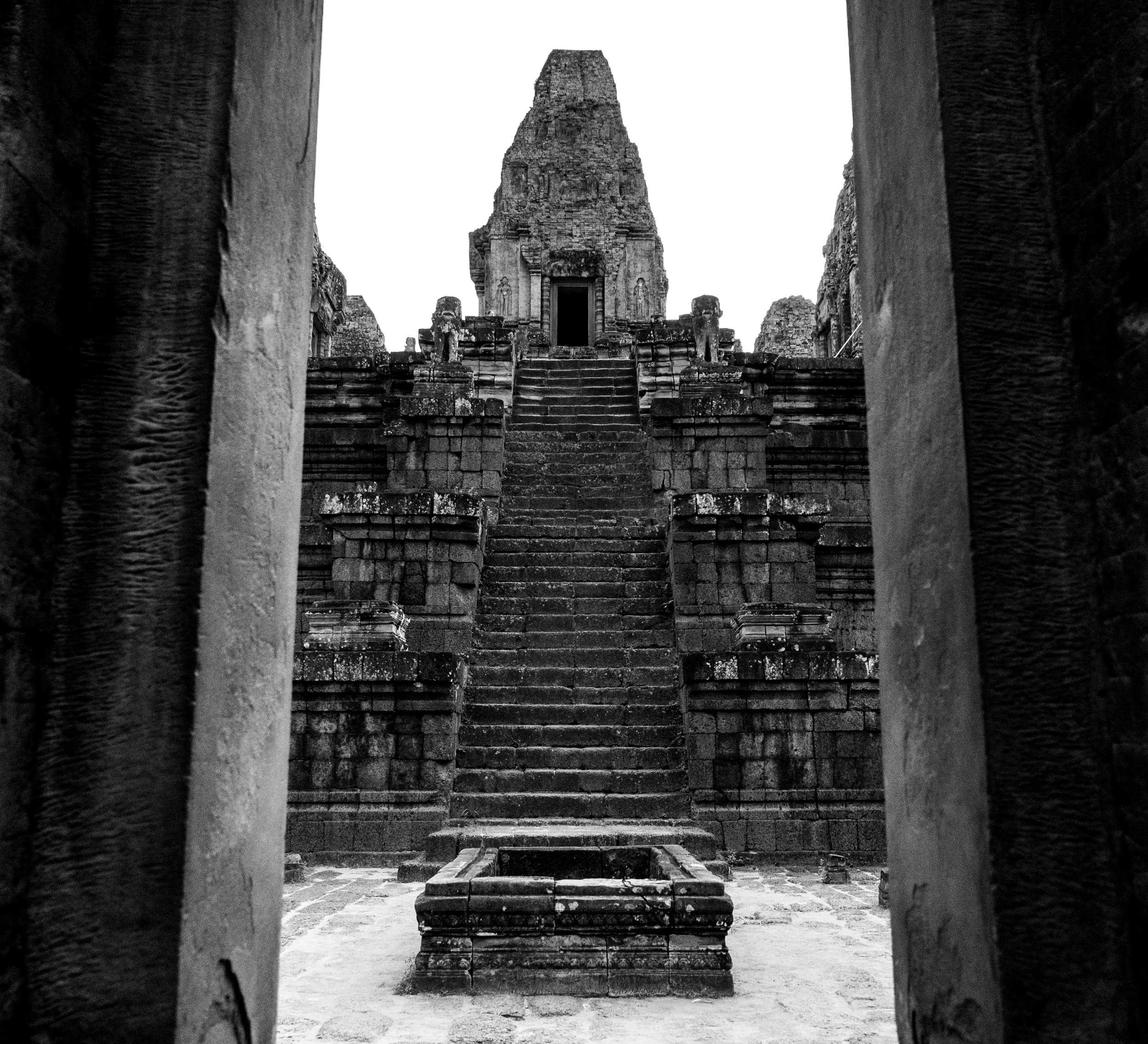 Cambodia.36(B&W).jpg