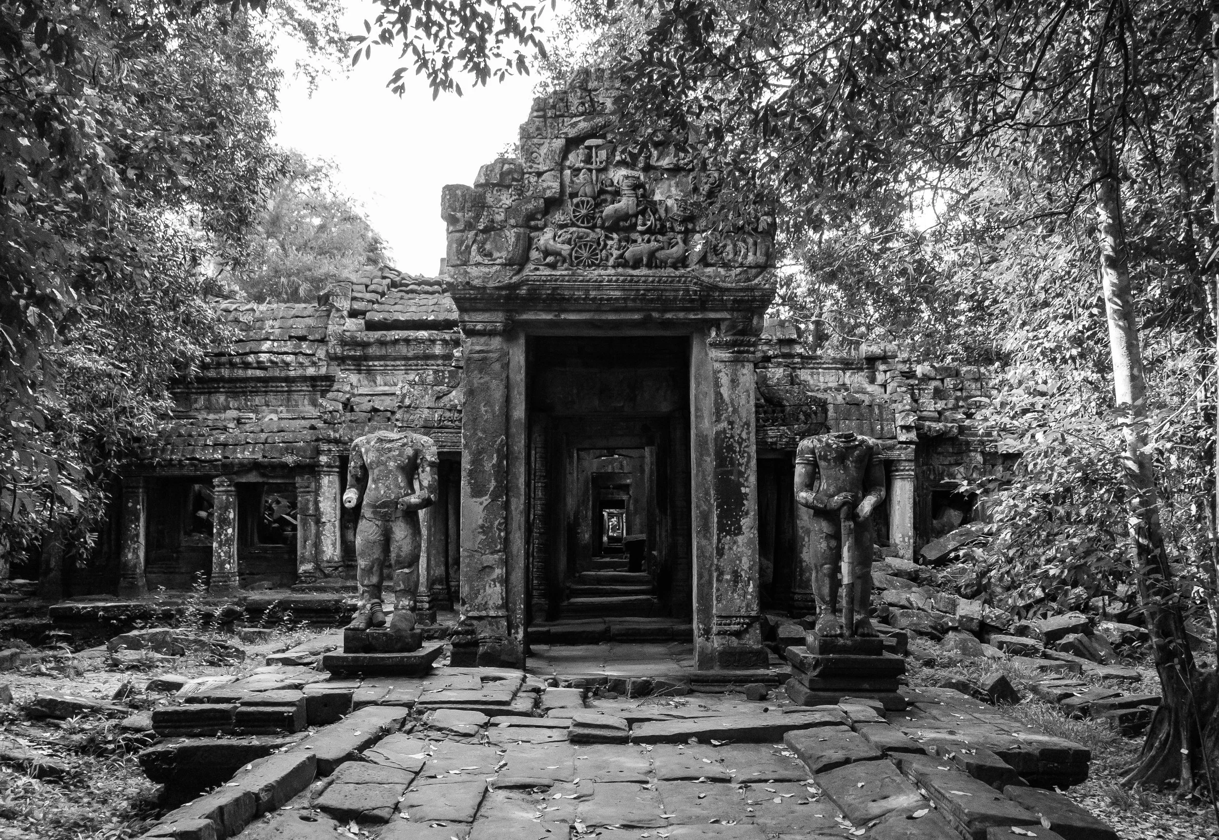 Cambodia.33(B&W).jpg