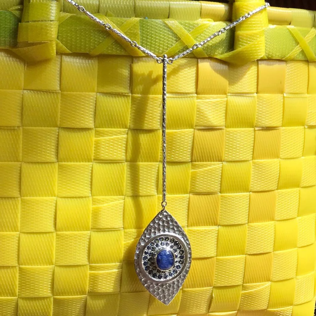 eyenecklace.JPG