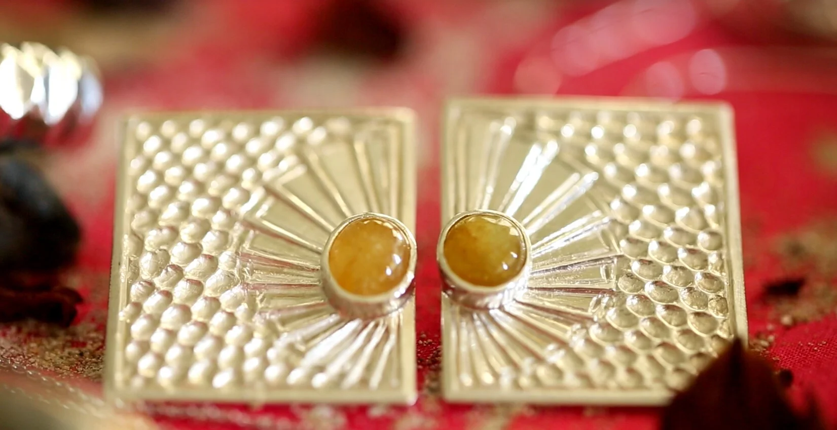 gateearrings.JPG