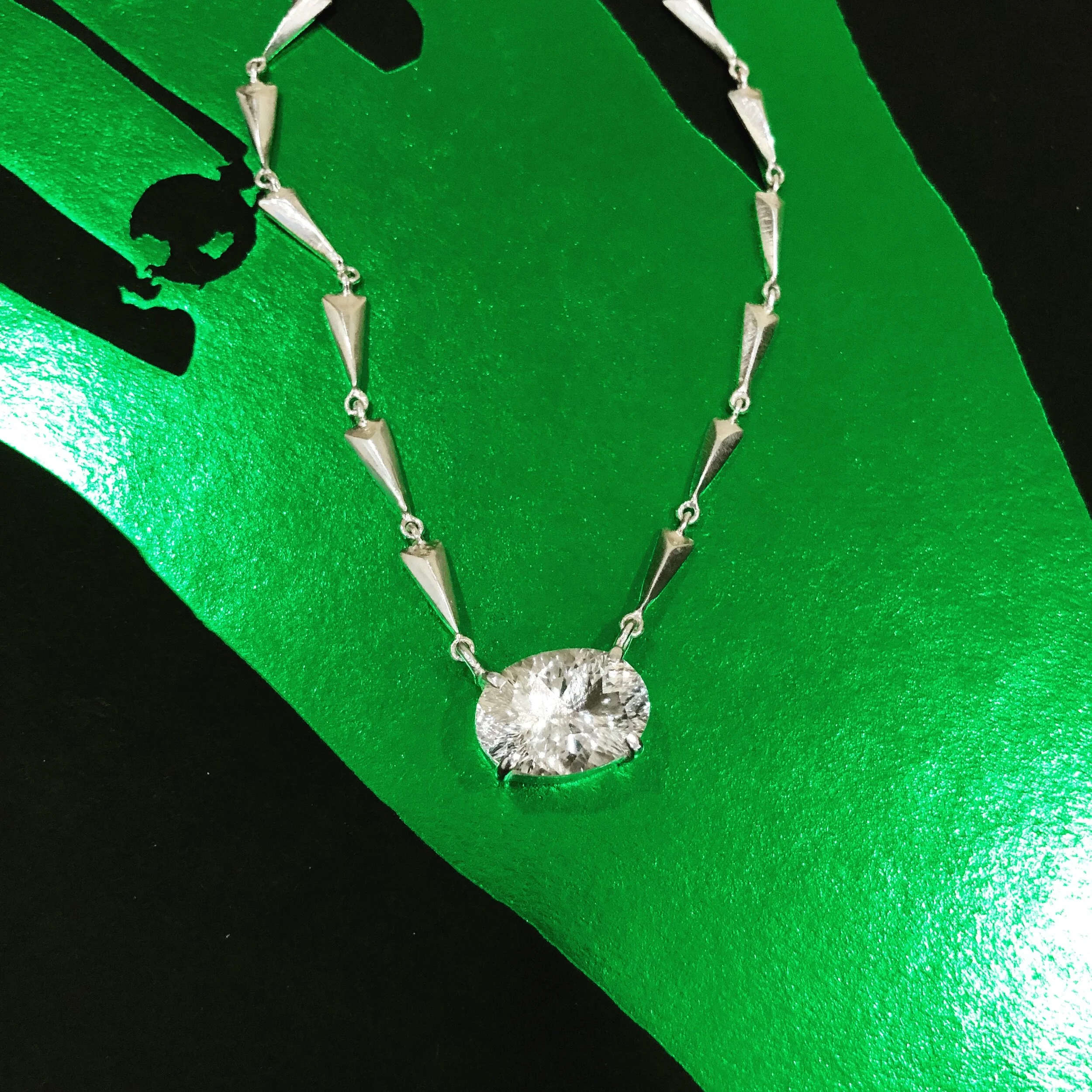 whitequartznecklace.JPG