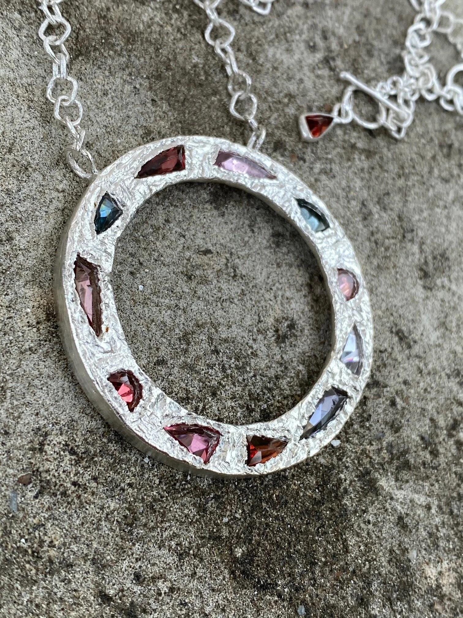 chaosnecklace3.jpg