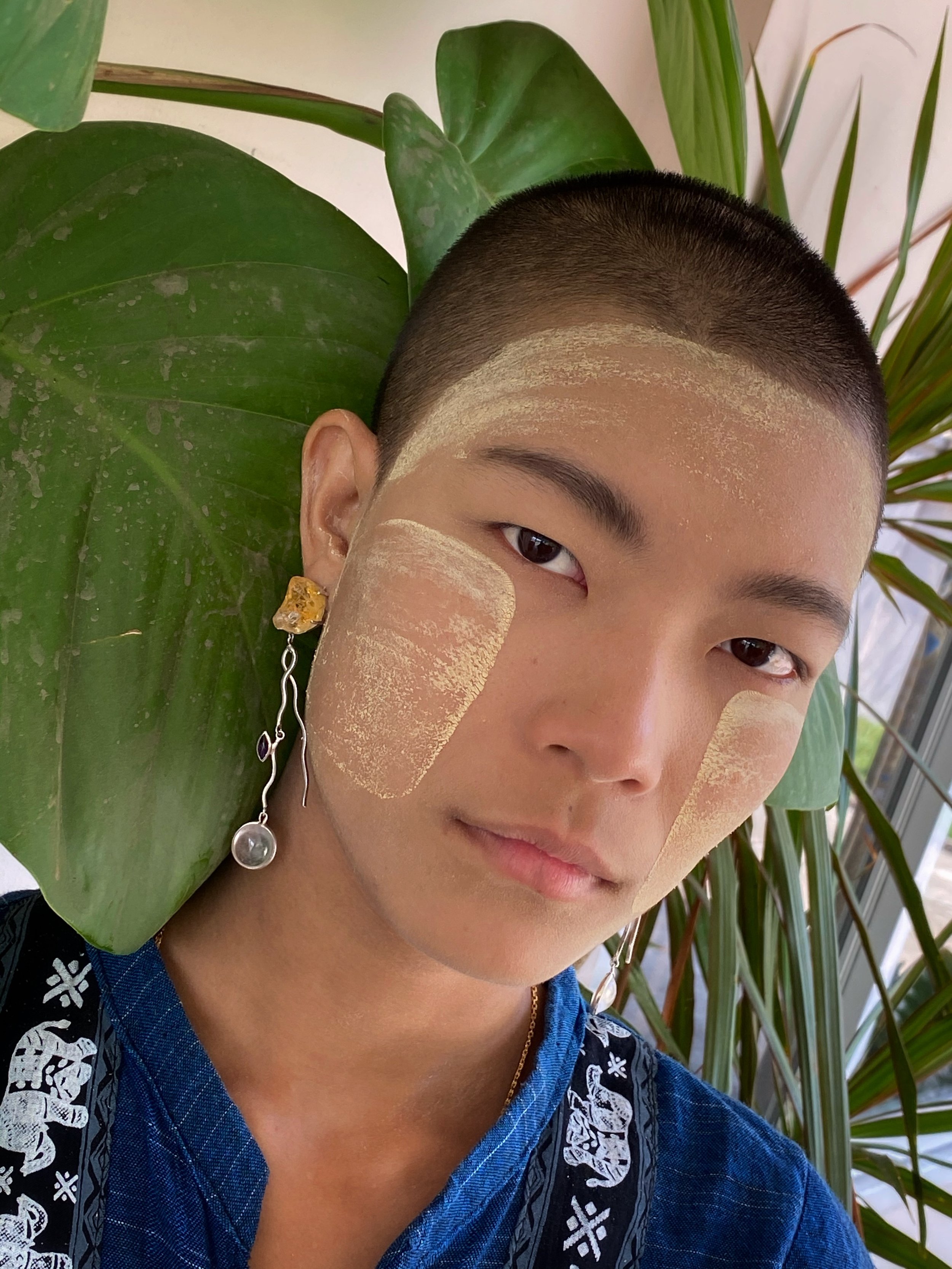 EiLayearrings.jpg