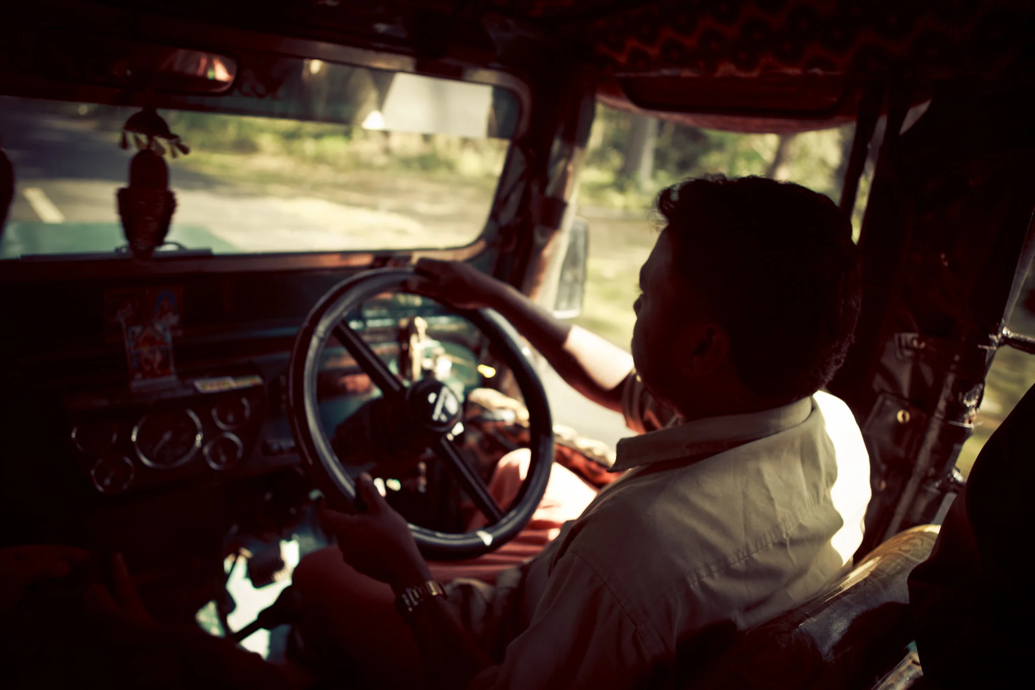 ©ThomasWoollard2012_India-2647.jpg