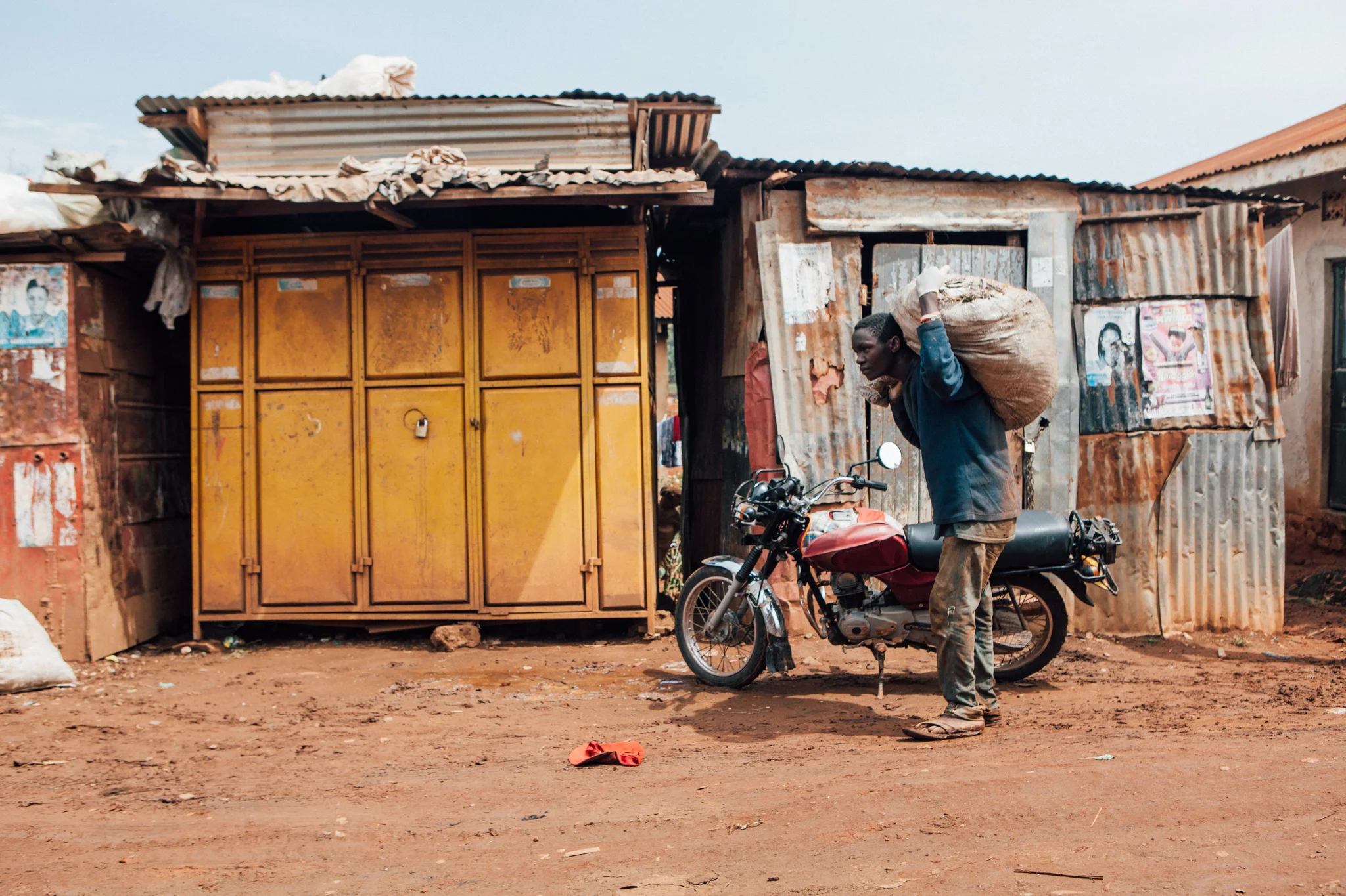 ©TomWoollard_YSB_Uganda_Dec16-1002.jpg
