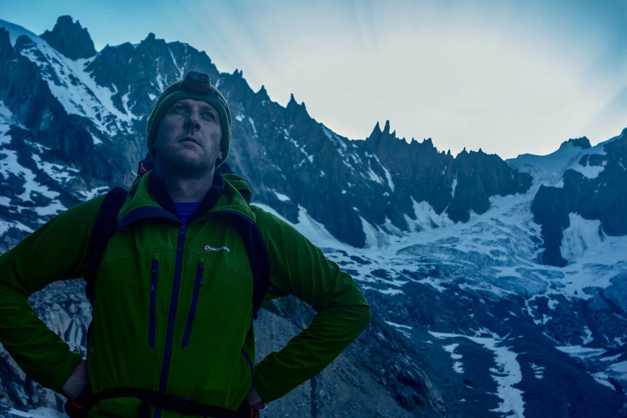 ©TomWoollard_Climbing_Chamonix2.jpg