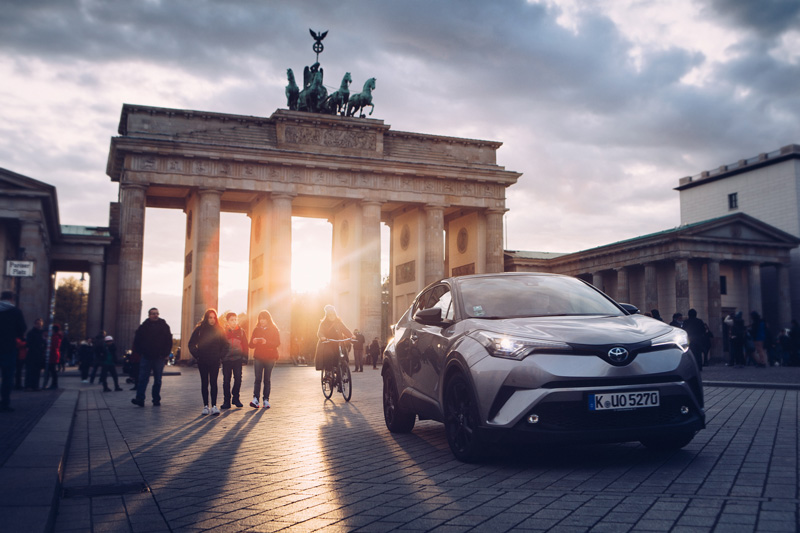 Toyota_©TomWoollard_C-HR_Roadshow_Berlin-0911-Edit.jpg