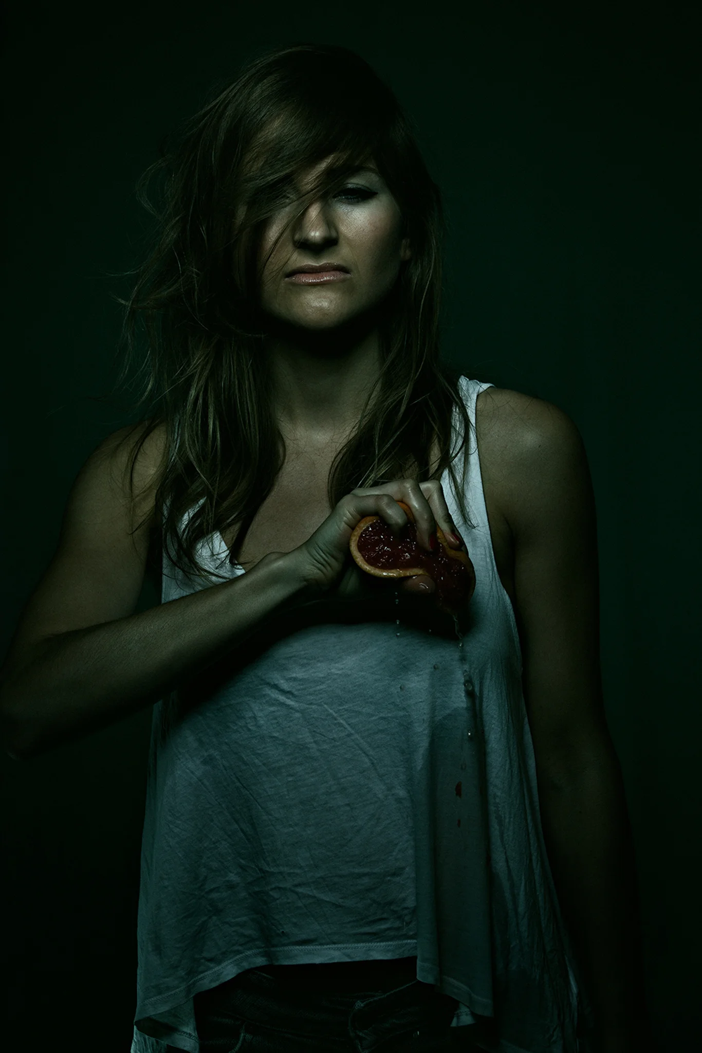 ©TomWoollard_editorial-portrait-beautiful-young-woman-love-pain-heart-broken-dramatic-dark-moody.jpg