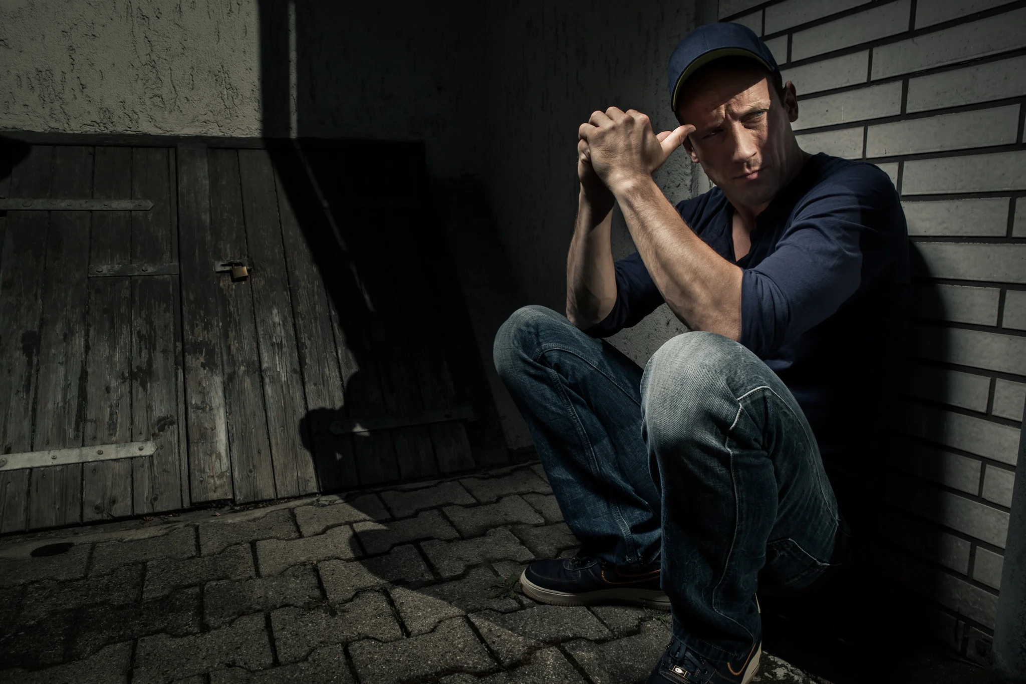 ©TomWoollard_editorial-portrait-wotan-wilke-moehring-german-actor-dark-moody.jpg