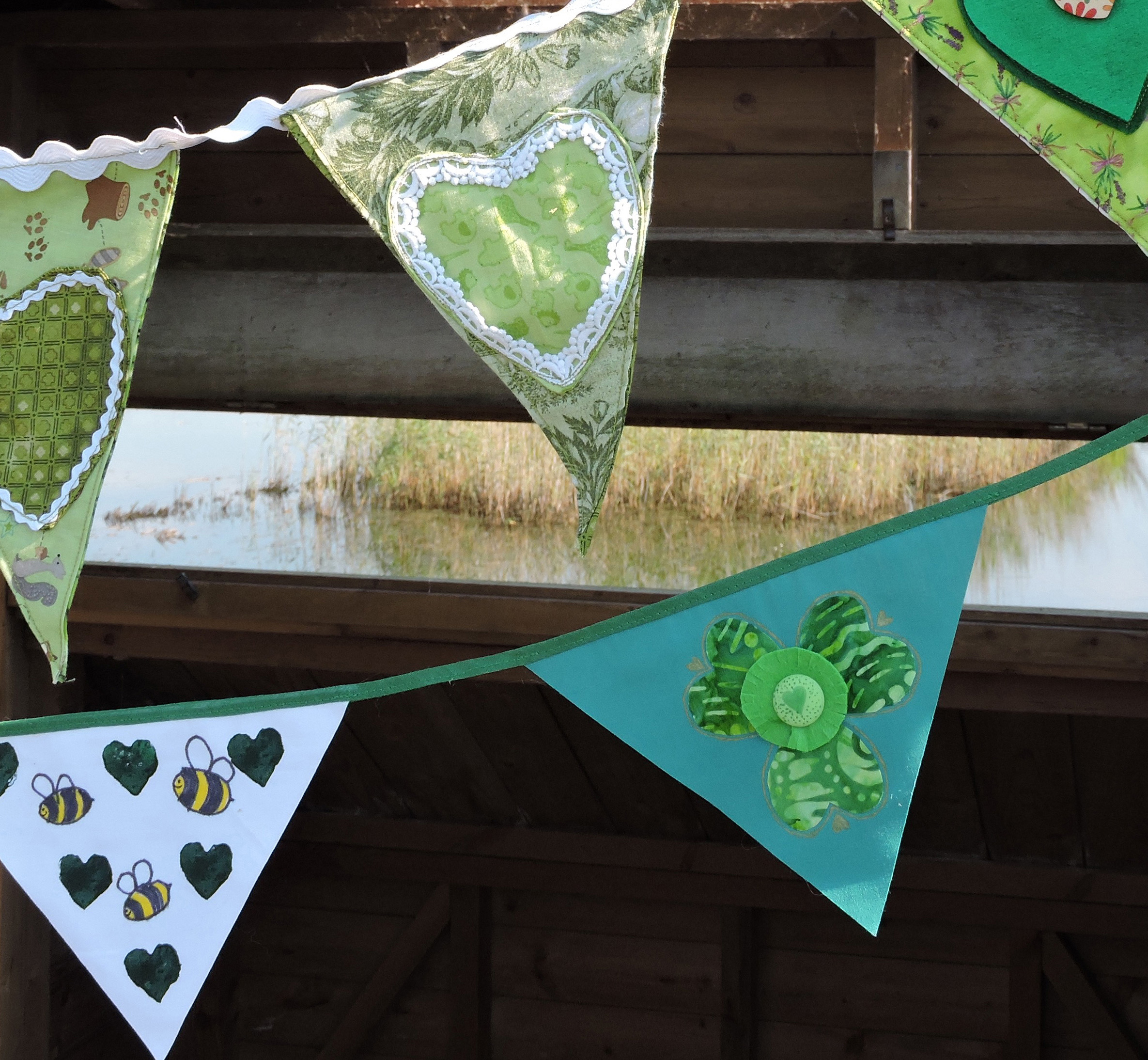 close-up-bunting-2a.jpg