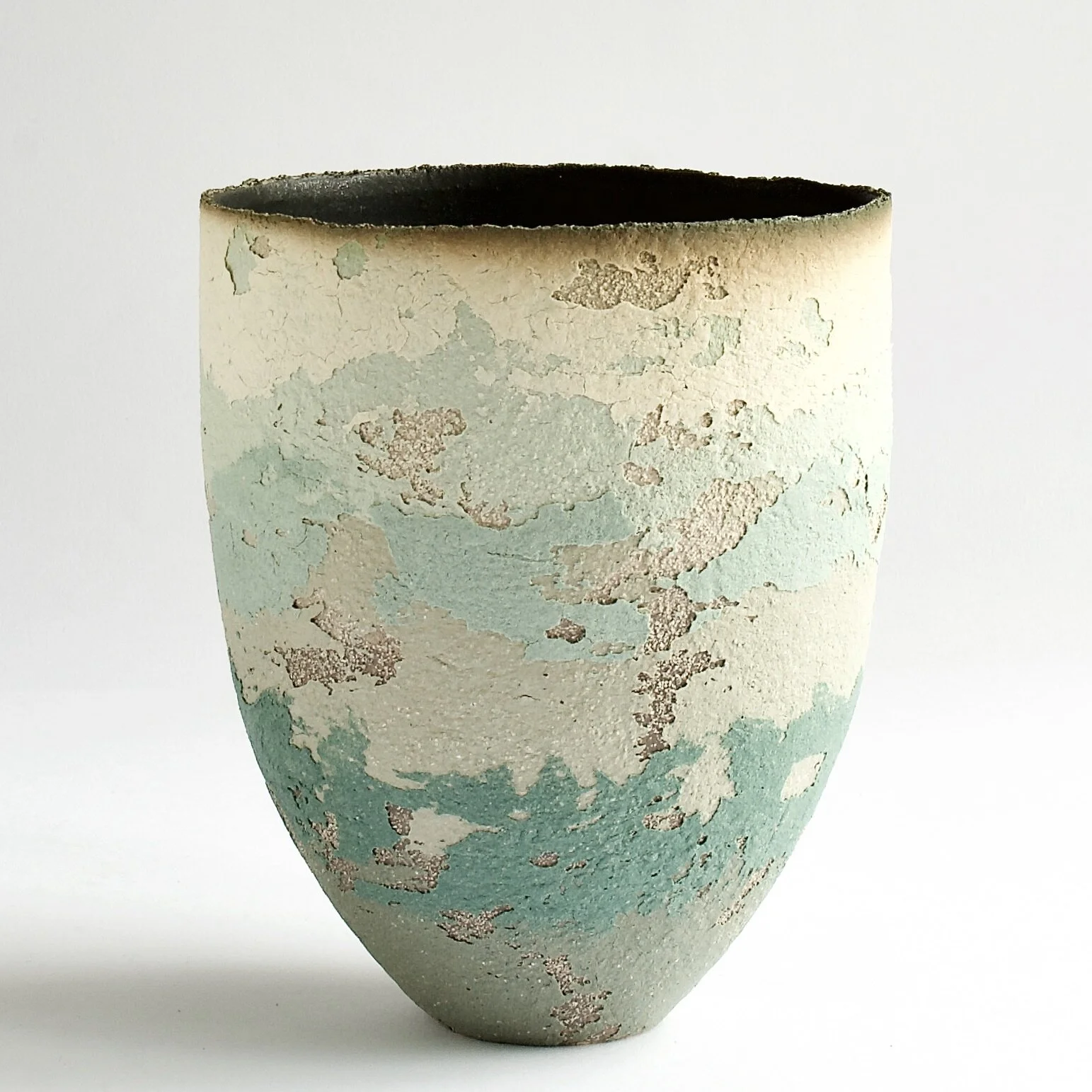 9 Banded Vessel 15.5 cm 