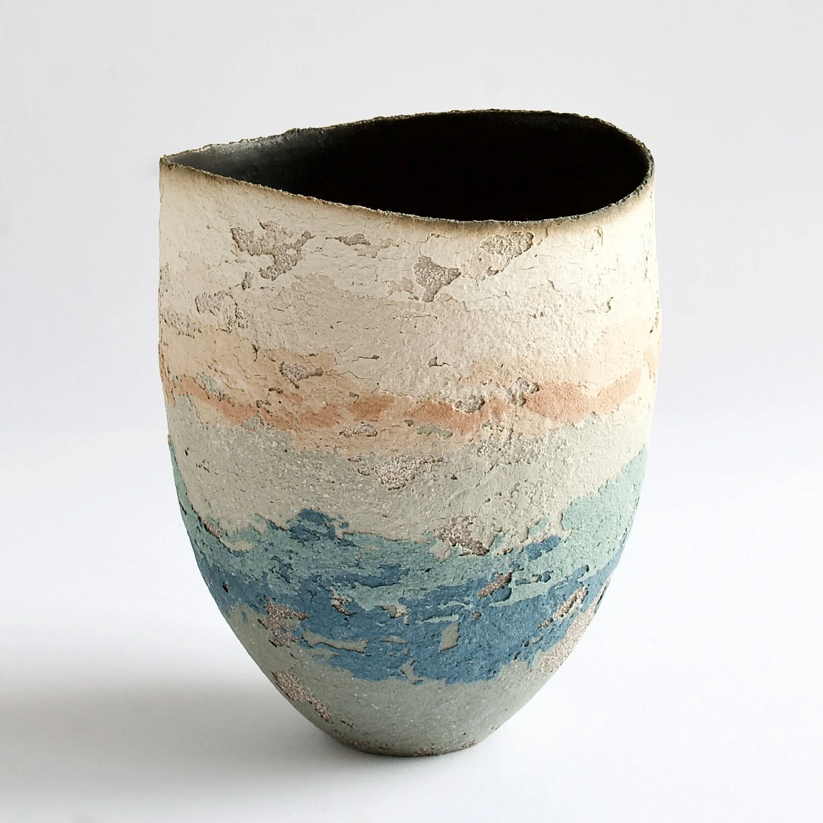 8 Banded Vessel 15.5cm