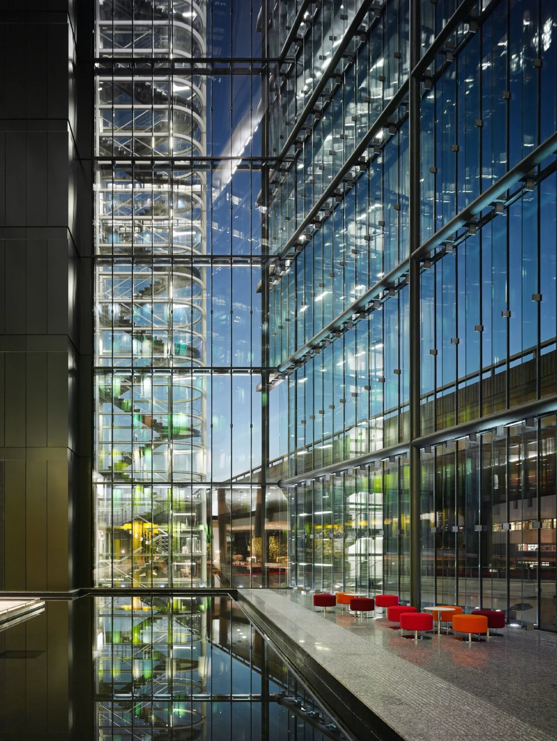 2 Kingdom Street, London