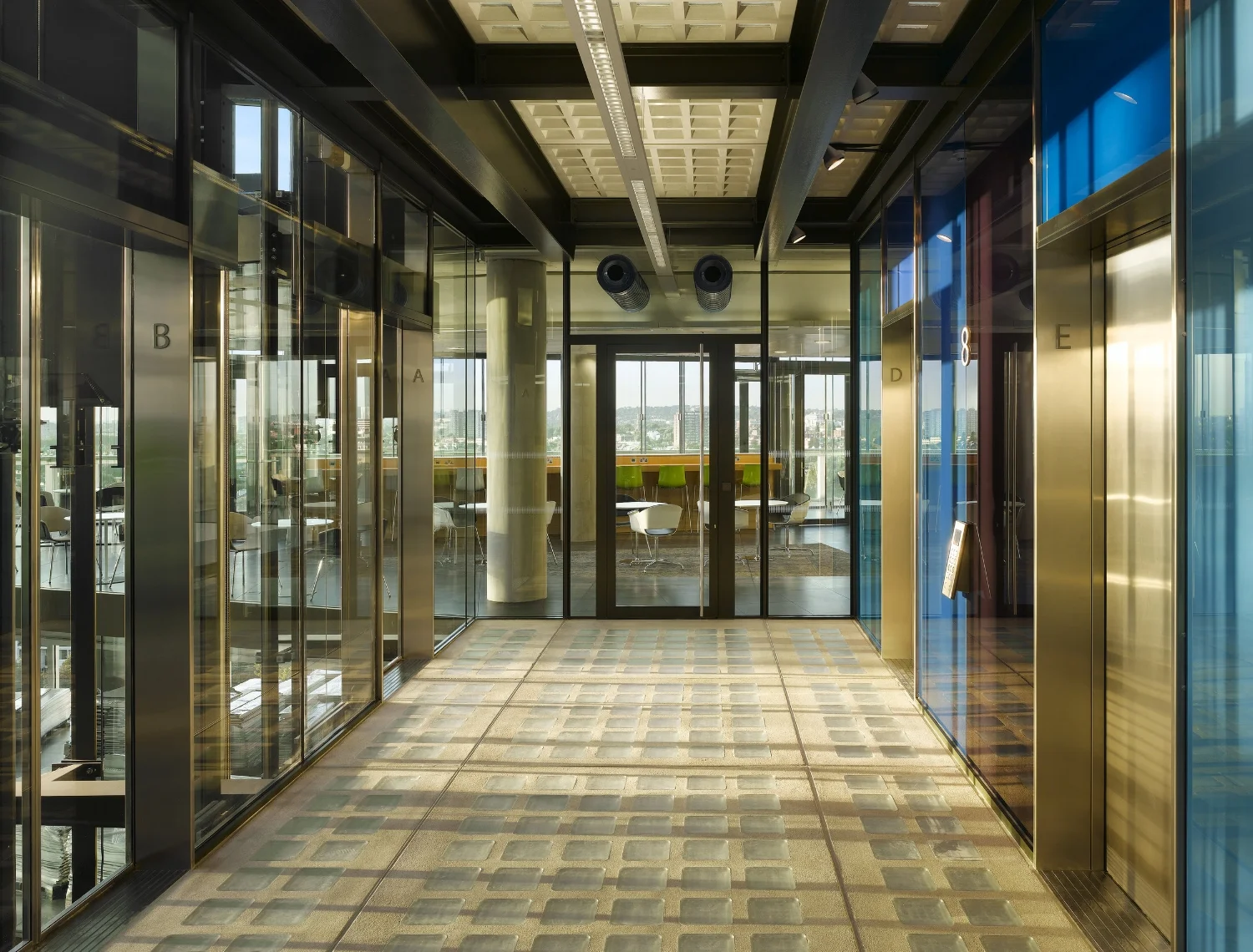2 Kingdom Street, London
